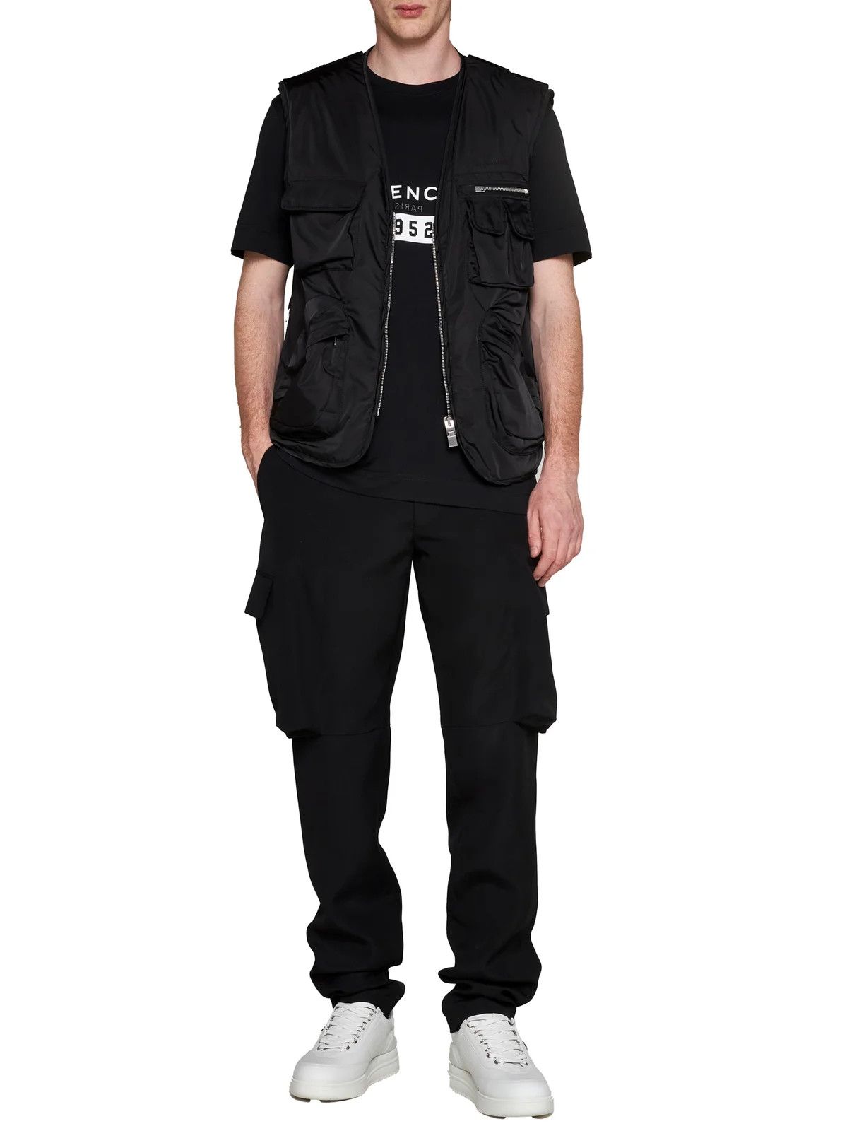 Givenchy o1srvl11e0624 Zip-Up Logo Embroidered Vest in Black Size US XL / EU 56 / 4 - 5 Thumbnail