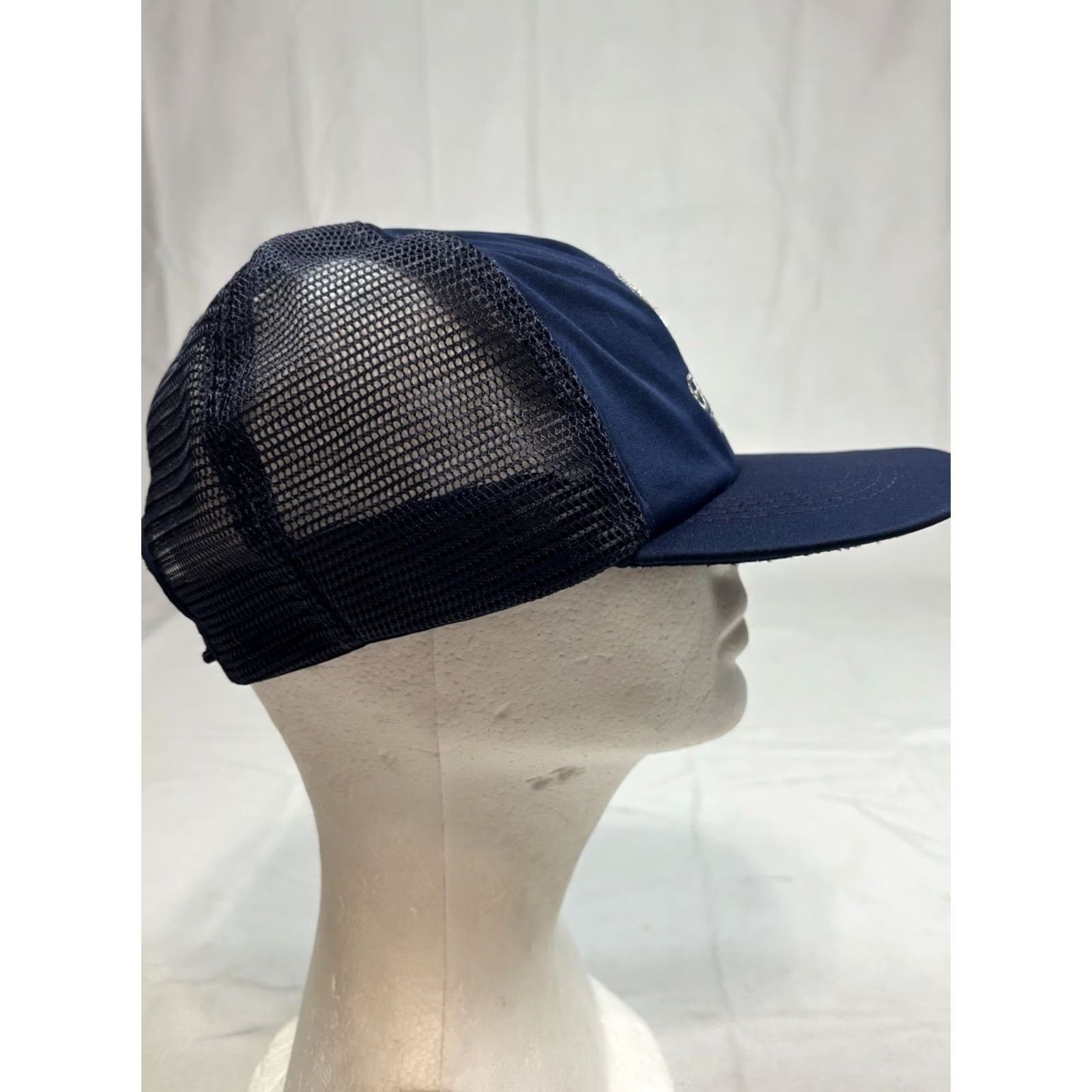 Vintage VINTAGE Disney Epcot Center Trucker SnapBack Hat Cap Blue Made In USA Mens Size ONE SIZE - 4 Thumbnail