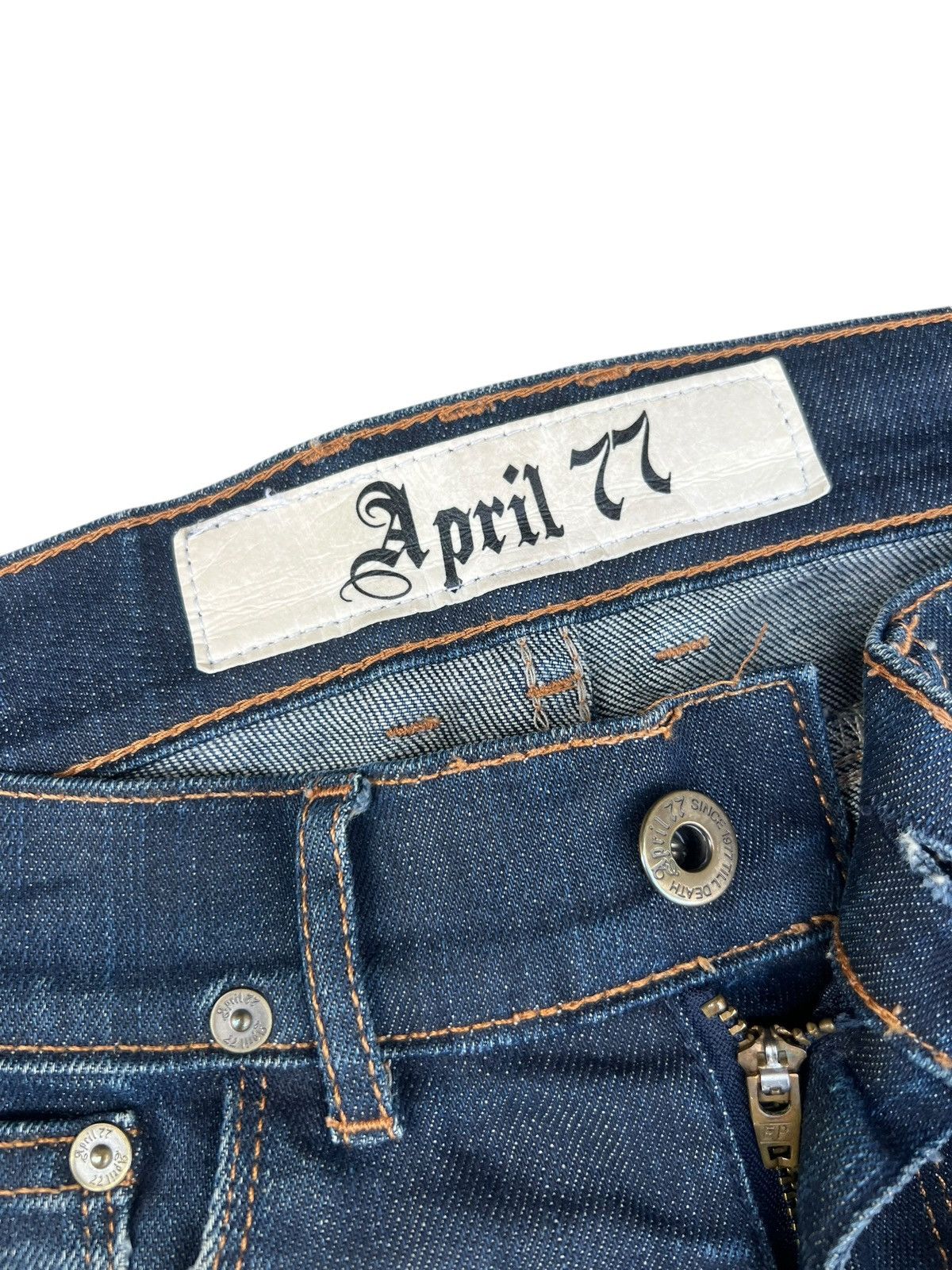 April 77 2001 April 77 Joey Distressed Fade Stretch Denim Jeans Size US 30 / EU 46 - 5 Thumbnail