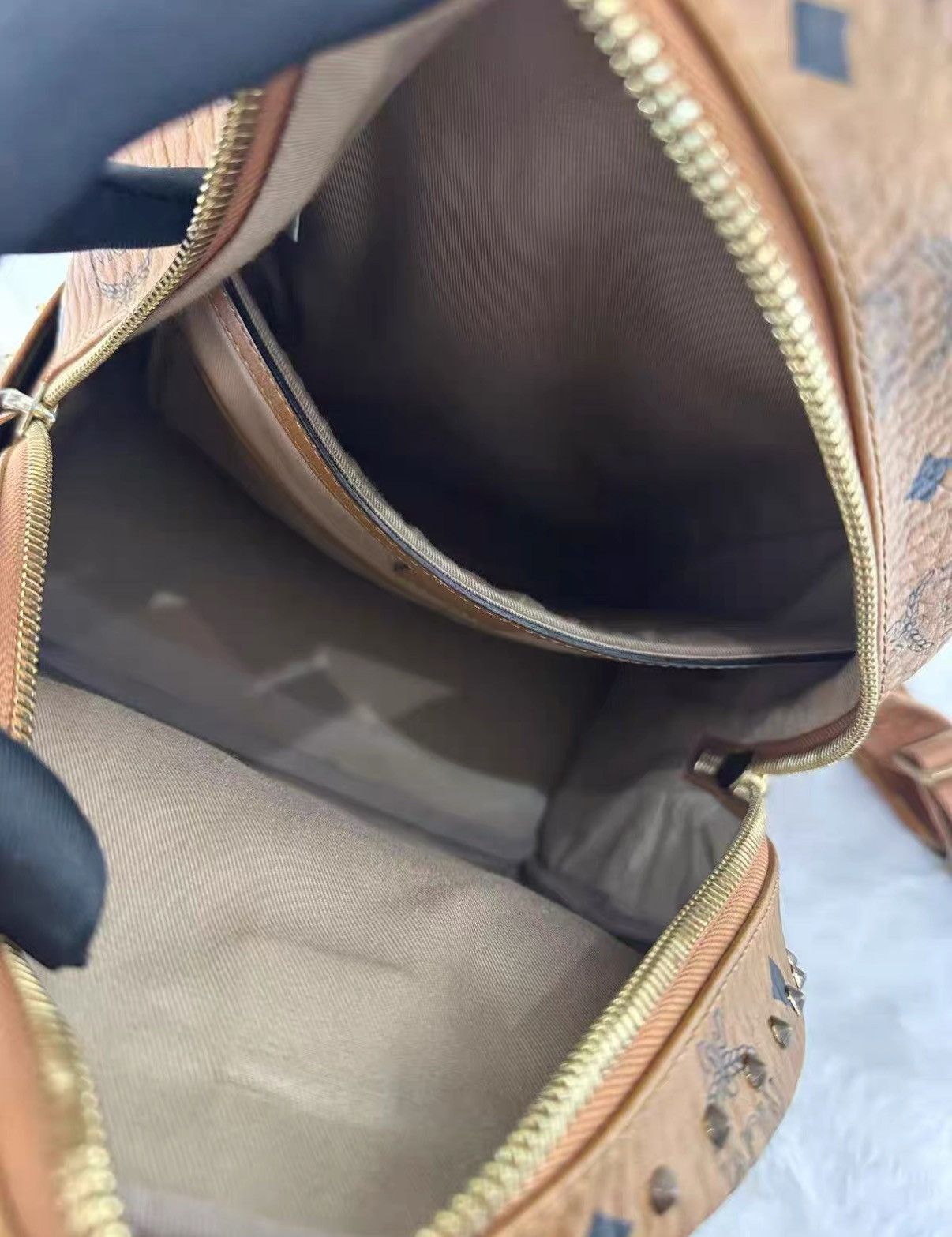 MCM MCM backpack in cognac classic monogram pattern J38 Size ONE SIZE - 8 Thumbnail