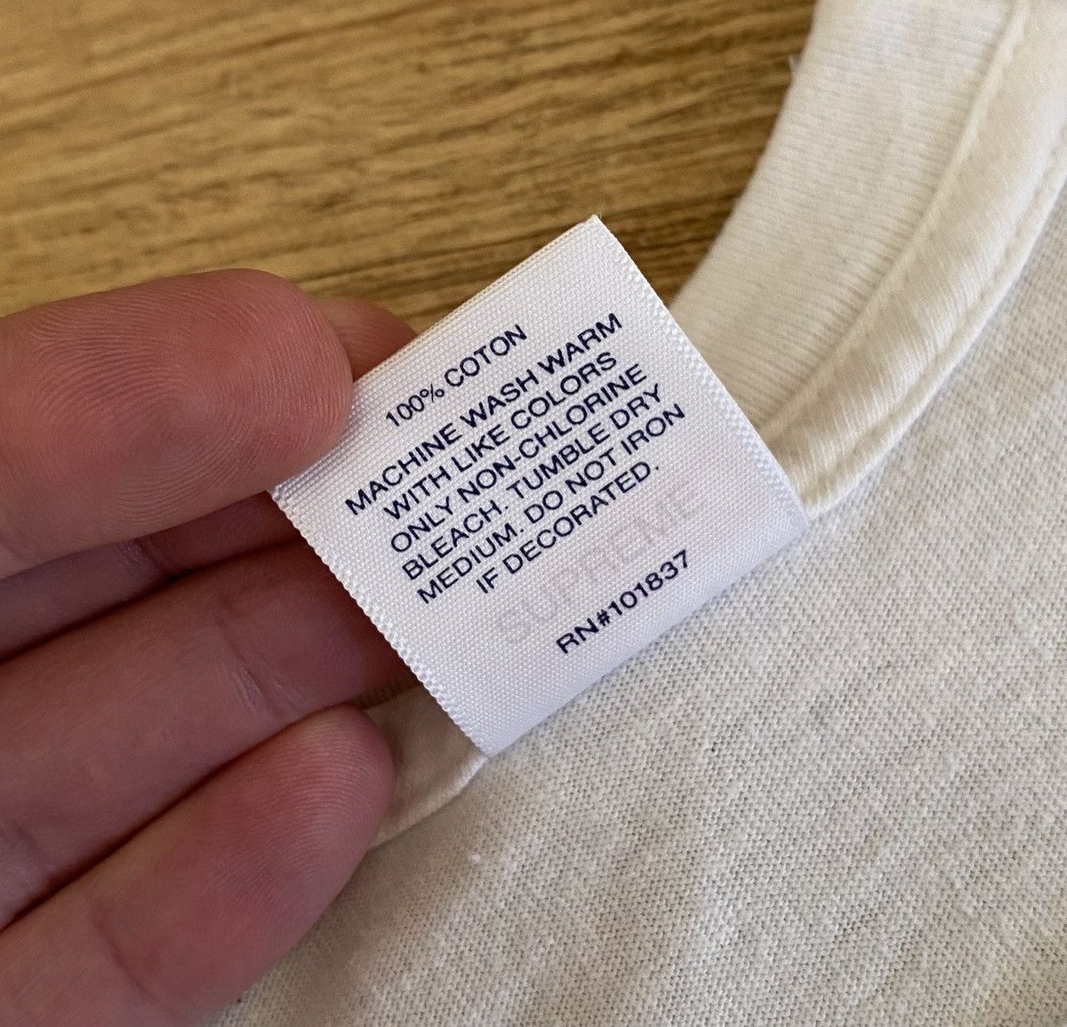 Supreme Supreme L/S Tee White x Streetwear Size US M / EU 48-50 / 2 - 4 Thumbnail