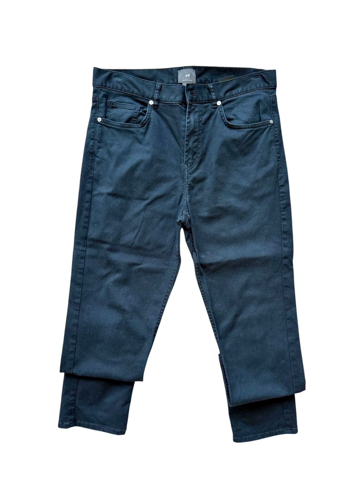 H&M H&M Black Chino Pants - Size 30 Size US 30 / EU 46 - 2 Thumbnail
