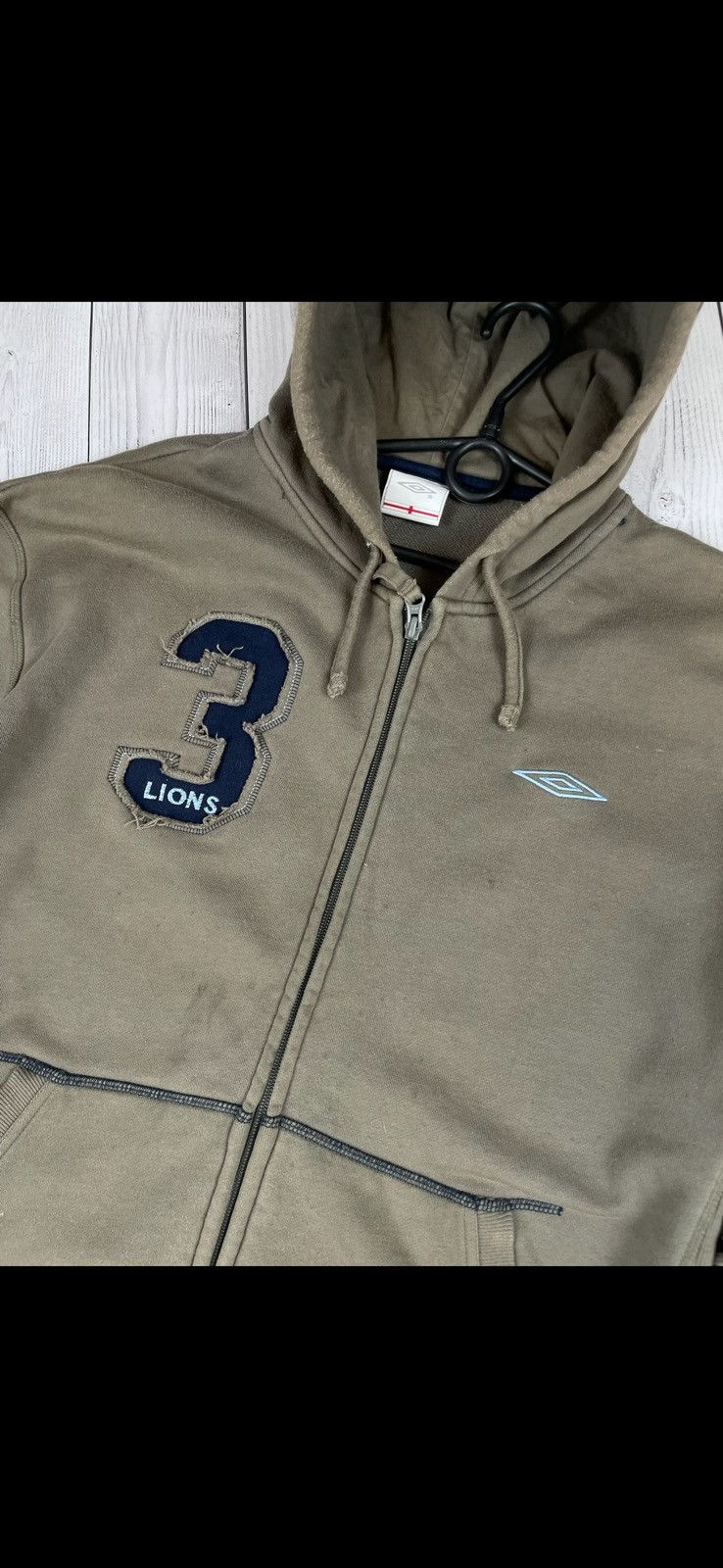 Umbro Vintage Umbro England zip hoodie very rare size L khaki logo Size US L / EU 52-54 / 3 - 2 Thumbnail