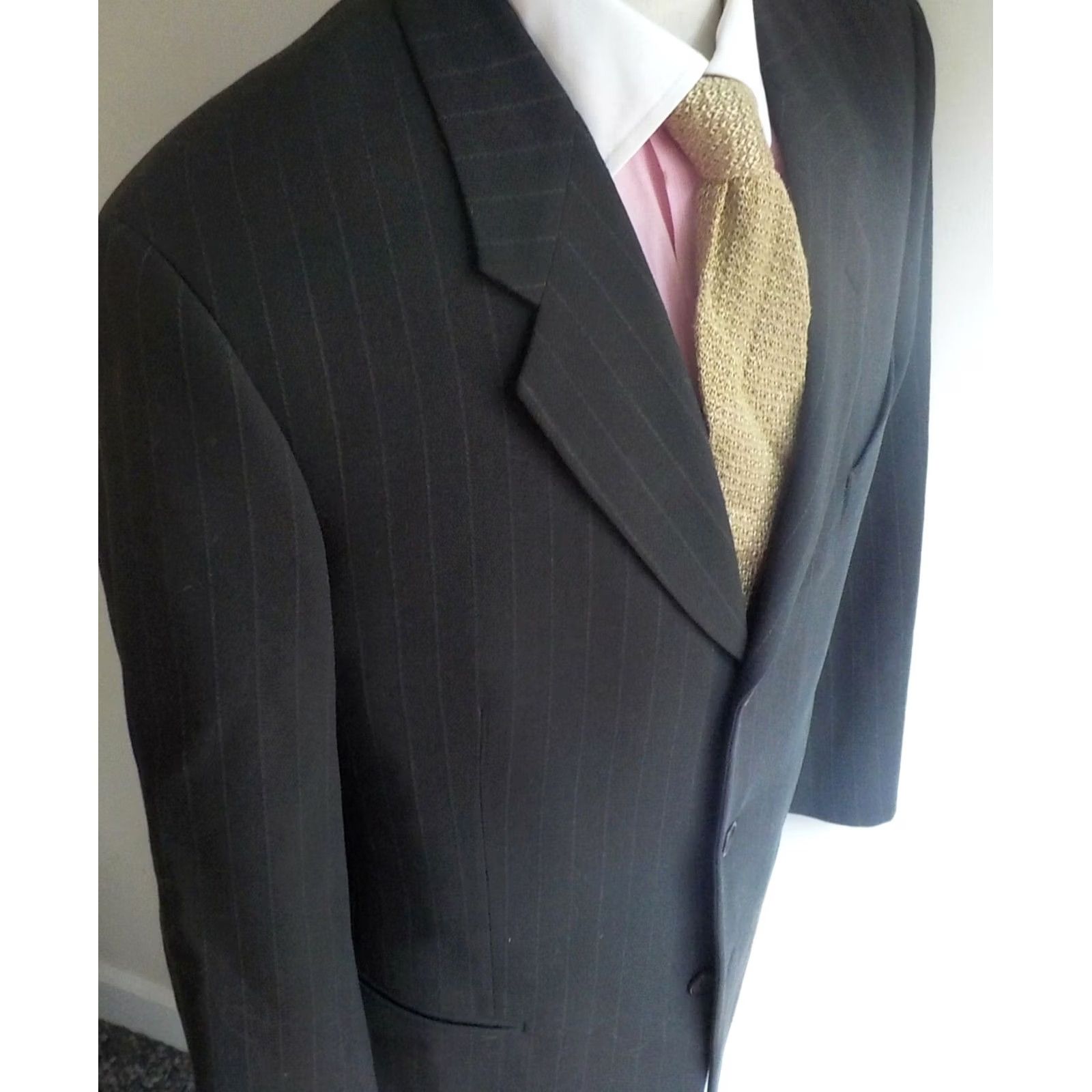 Giorgio Armani Giorgio Armani Brown Pinstriped 3 Button Blazer Virgin Wool 40R Italy Mens Size 40R - 3 Thumbnail
