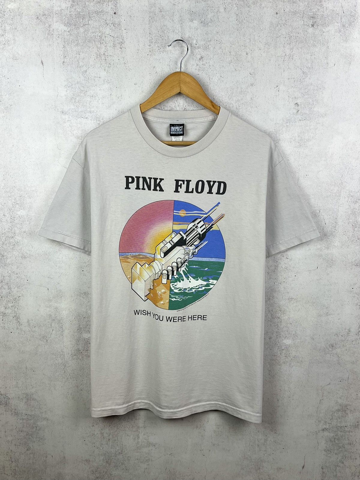 Band Tees Vintage Pink Floyd 2005 Wish You Were Here Graphic T-Shirt Size US L / EU 52-54 / 3 - 1 Thumbnail