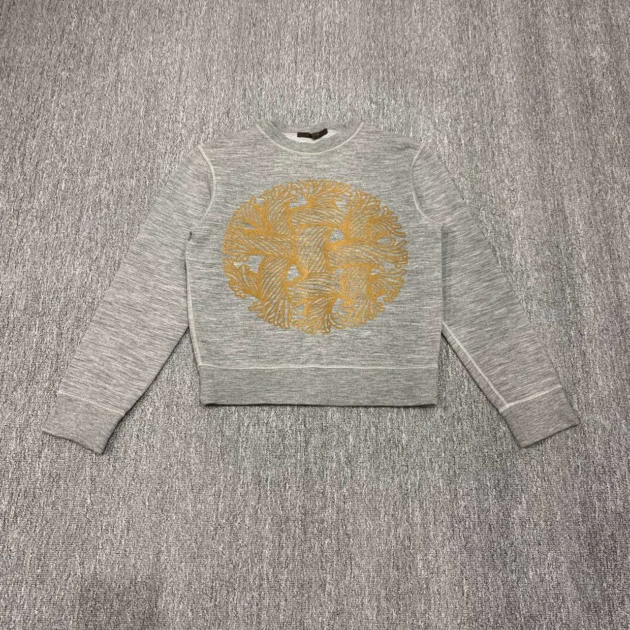 Louis Vuitton louis vuitton gray logo sweatshirt size small Size US S / EU 44-46 / 1 - 1 Thumbnail