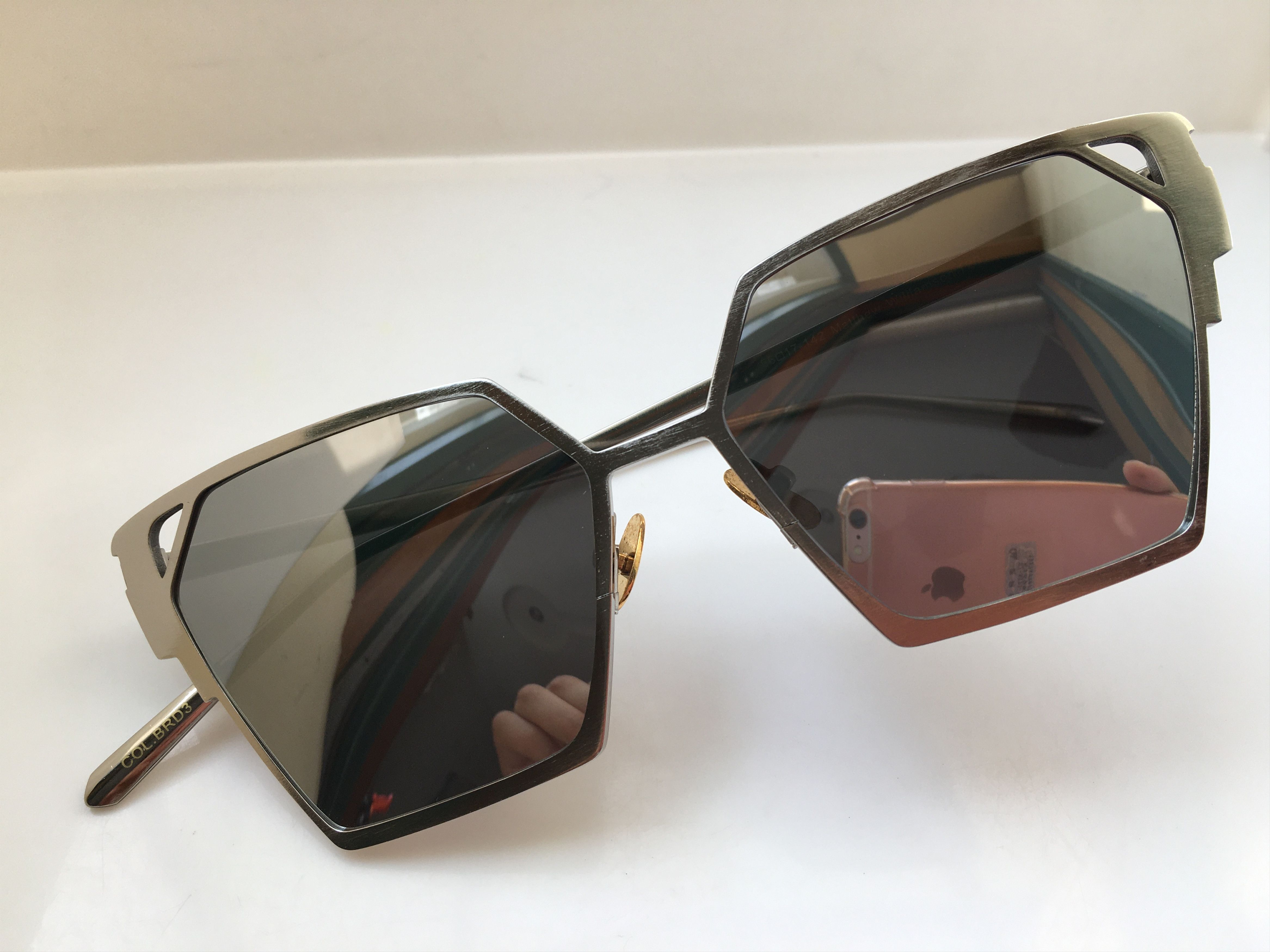 Gentle Monster Cat Eye Gentle Monster Diva Girls Sunglasses Frame Size ONE SIZE - 2 Thumbnail