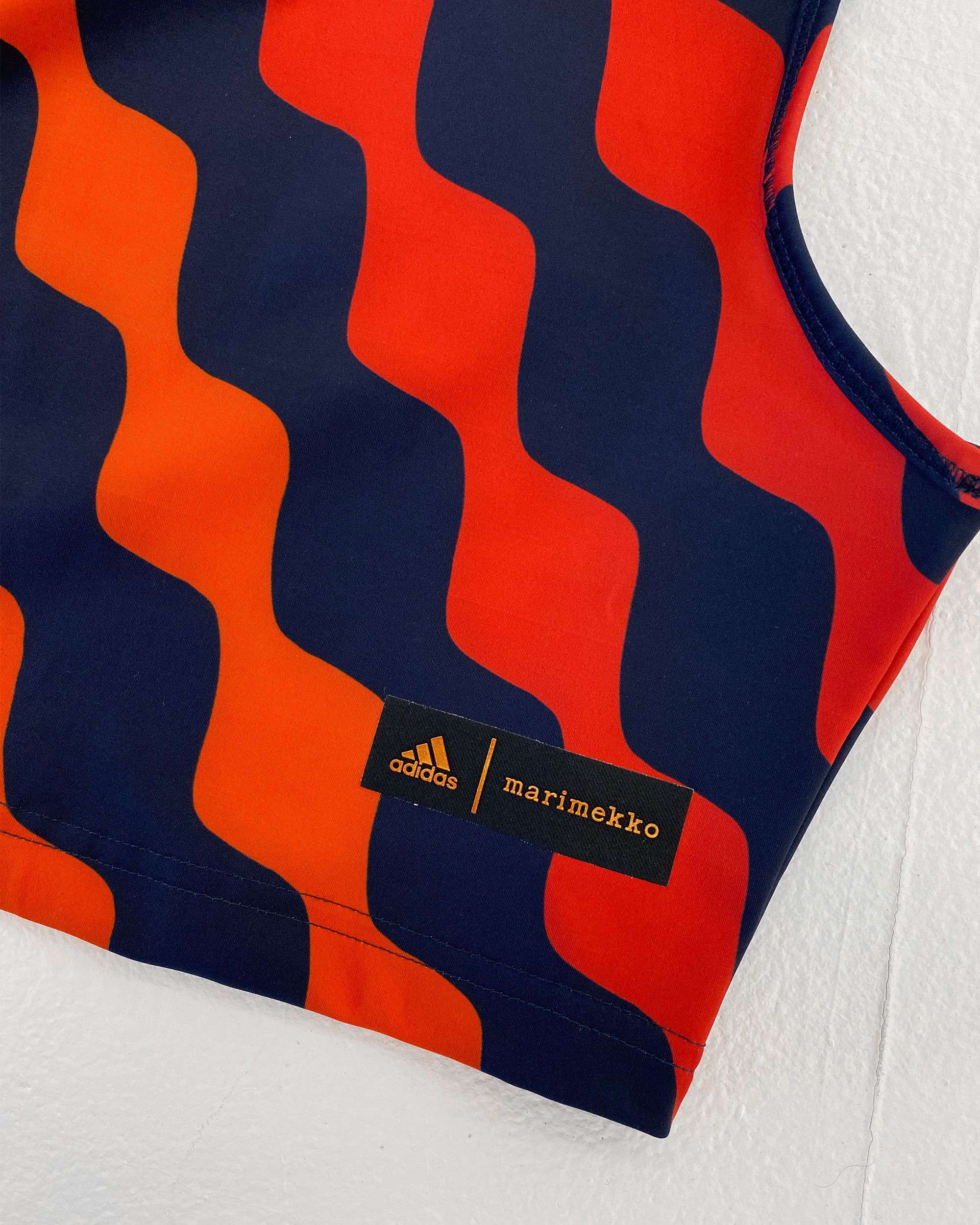 Adidas × Marimekko SS2022 Aeroready Sport Top Size XS / US 0-2 / IT 36-38 - 3 Thumbnail
