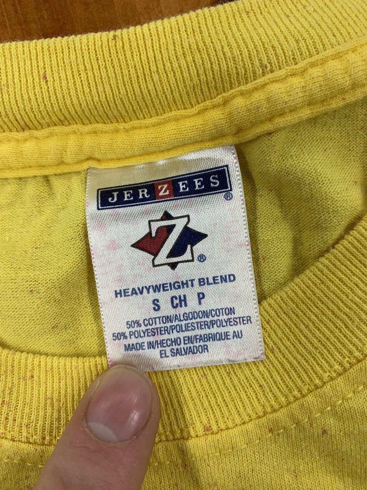 Vintage Vintage Jerzees FKA Spray Paint Tee Size US S / EU 44-46 / 1 - 1 Thumbnail