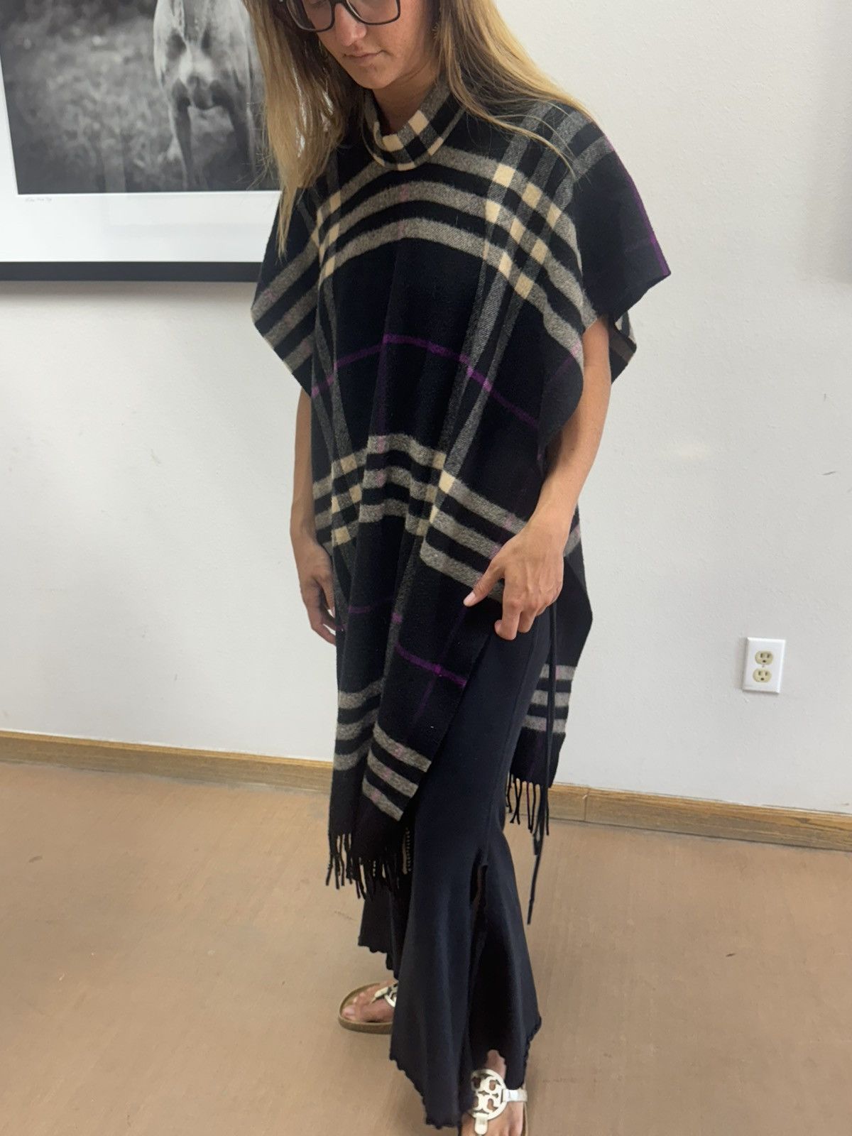 Burberry Burberry Wool Cashmere Poncho Shawl Plaid Distressed Size ONE SIZE - 1 Thumbnail