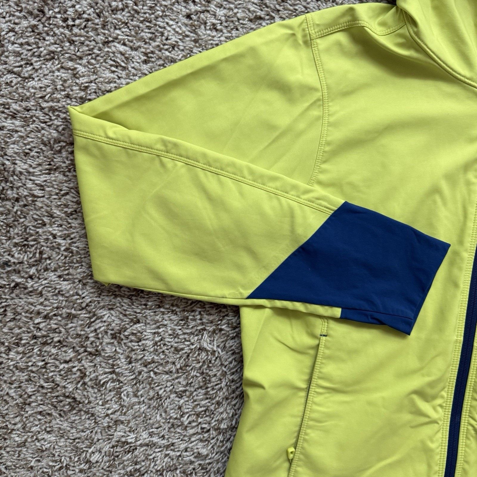 Patagonia Patagonia Levitation Hoody Soft Shell Jacket Neon Yellow Size US XS / EU 42 / 0 - 9 Thumbnail
