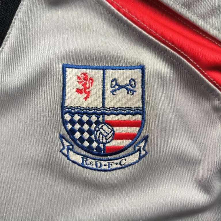 Errea Rushden & Diamonds 2004-05 goalkeeper football jersey size M Size US M / EU 48-50 / 2 - 3 Thumbnail