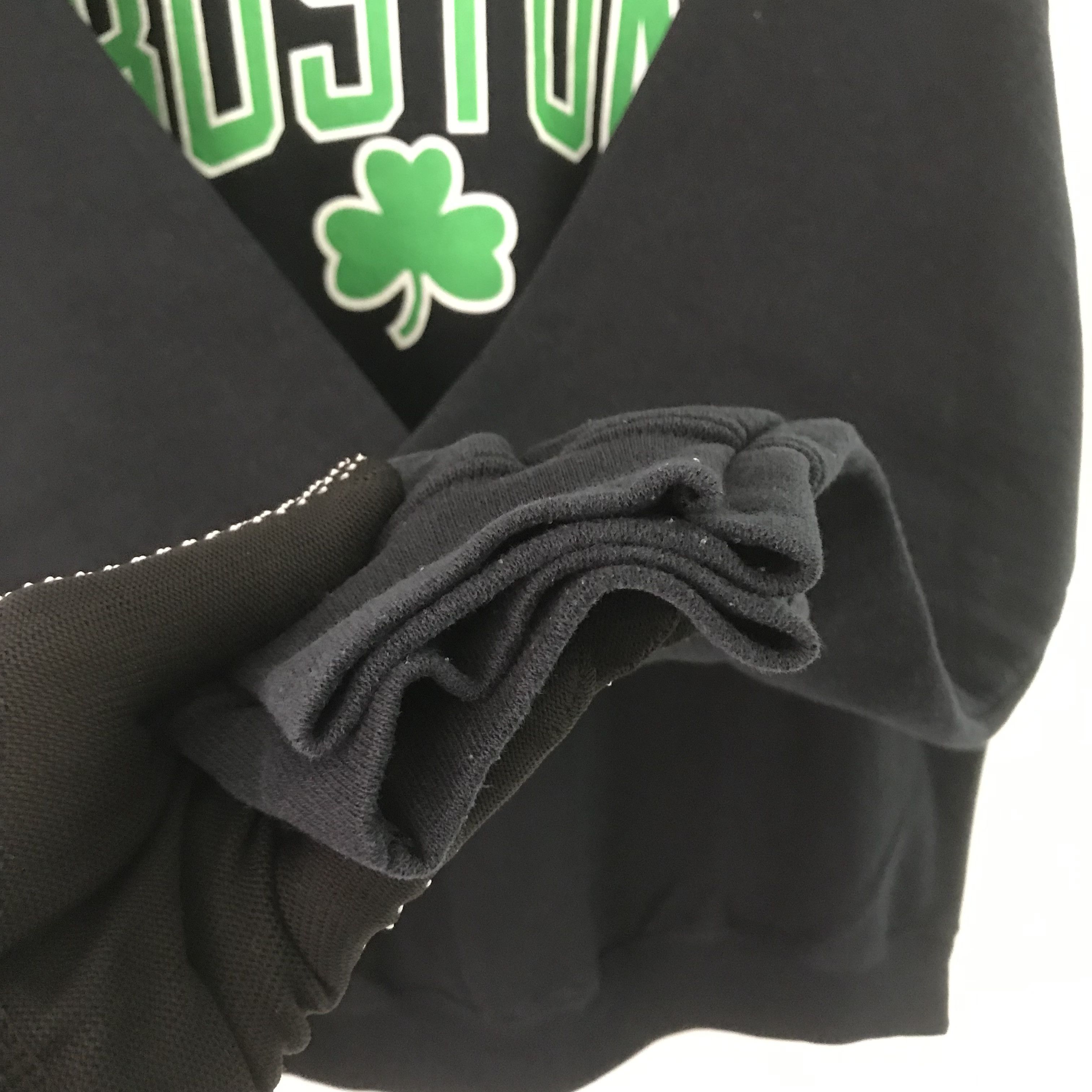 Boston Traders Vintage Y2K Boston Black Sweatshirt - 125 Size US XL / EU 56 / 4 - 8 Thumbnail