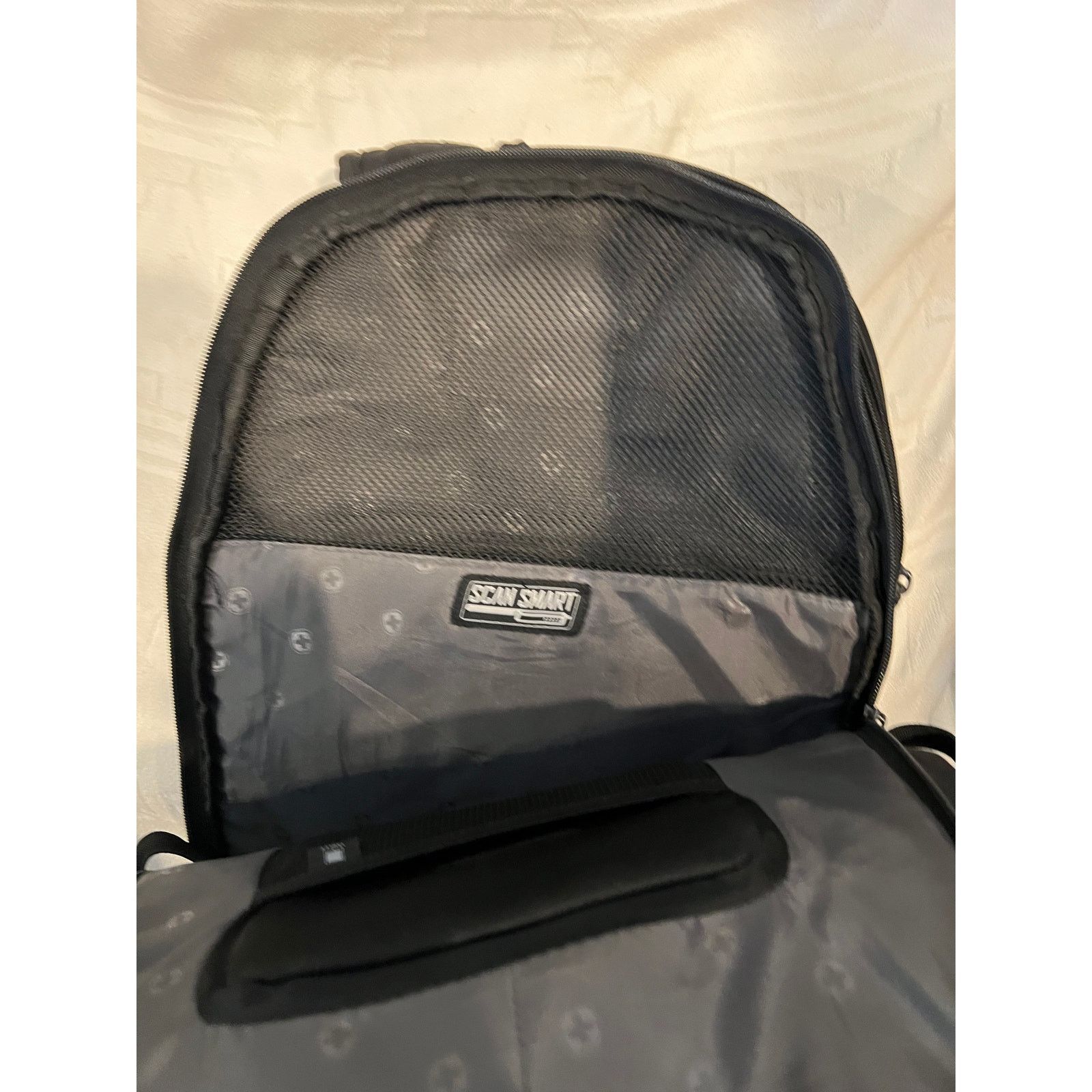 Swissgear Swiss Gear 3760 Laptop Backpack Black Red Size 42 - 5 Thumbnail