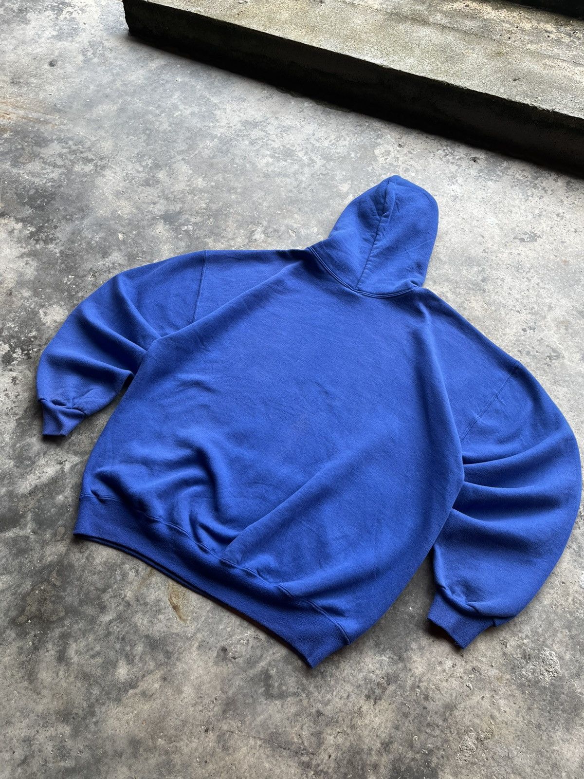 Russell Athletic Vintage Russell Hoodies Size US L / EU 52-54 / 3 - 4 Thumbnail