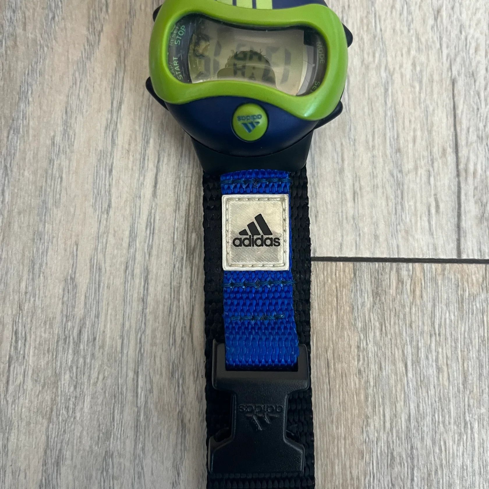 Adidas Adidas 2000's Sports 10-0099L-003 Digital Watch Size ONE SIZE - 6 Thumbnail