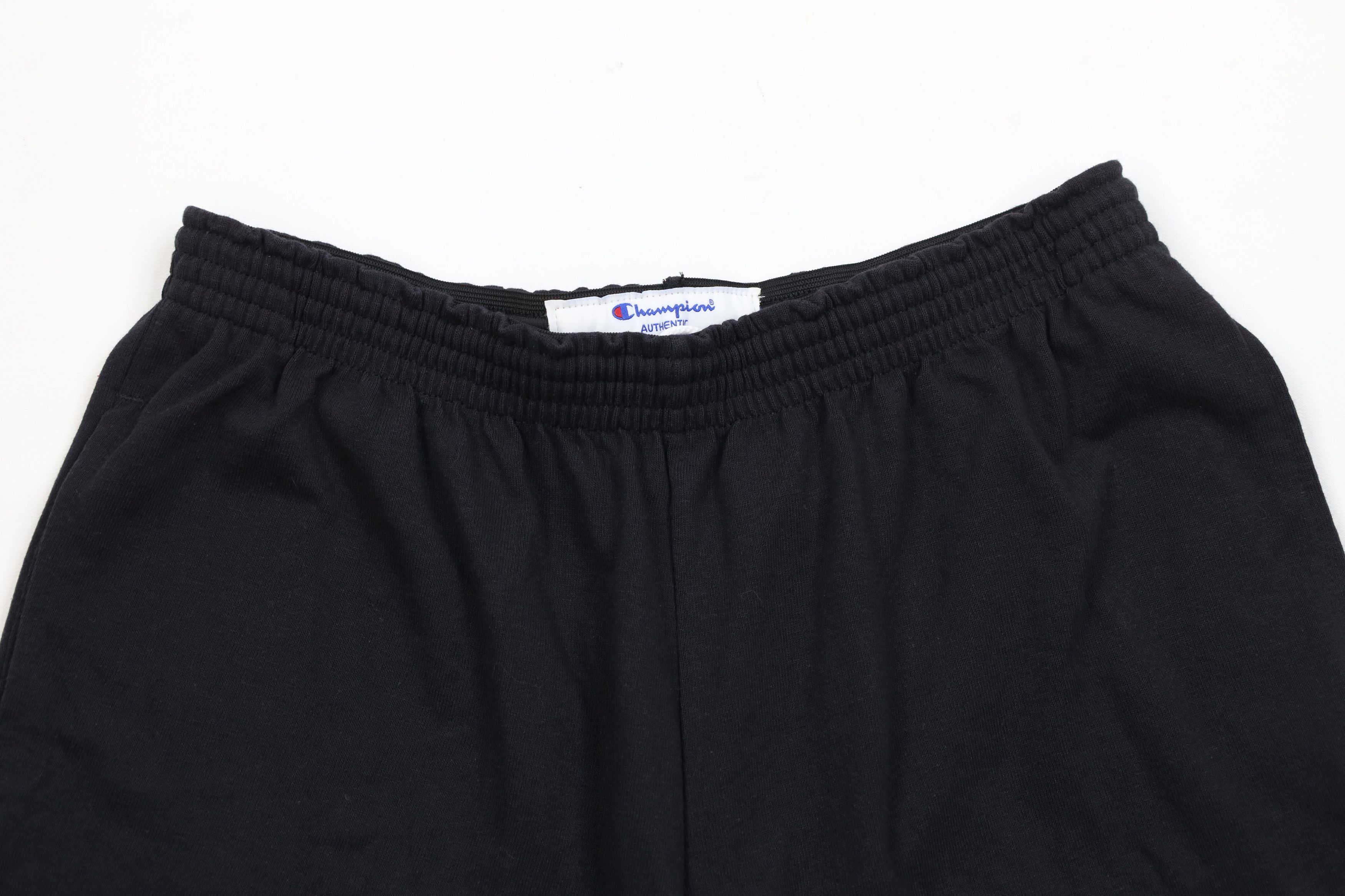 Champion Vintage Champion Logo Above Knee Heavyweight Shorts Black Size US 32 / EU 48 - 2 Thumbnail