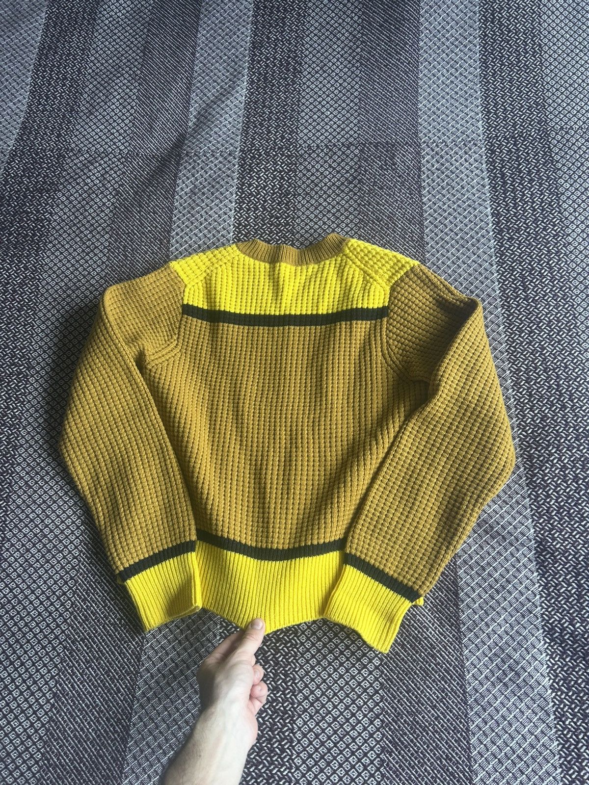 Japanese Brand × Marni Uniqlo x Marni Knitted V Neck Long Sleeve Sweater Streetwear Size XL / US 12-14 / IT 48-50 - 11 Thumbnail