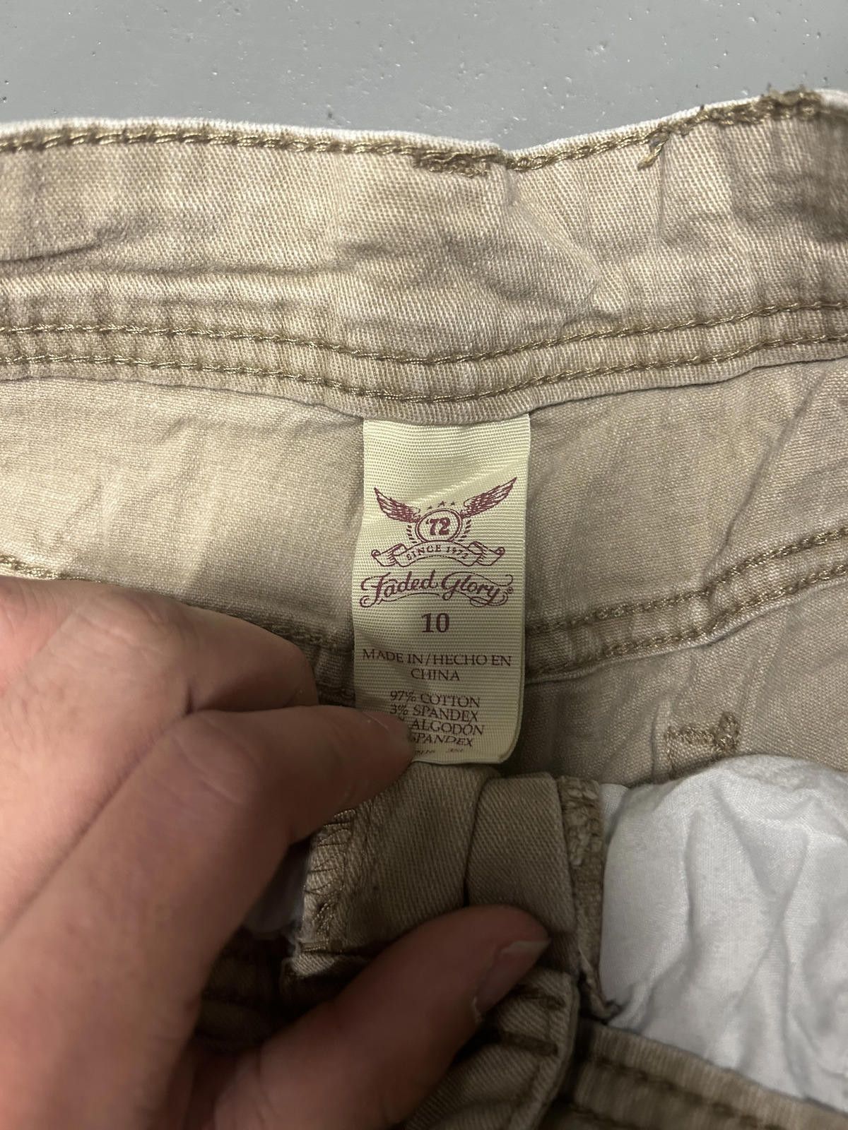 Faded Glory Faded Glory Women's Khaki Shorts - Size 10 Size 28" / US 6 / IT 42 - 4 Thumbnail