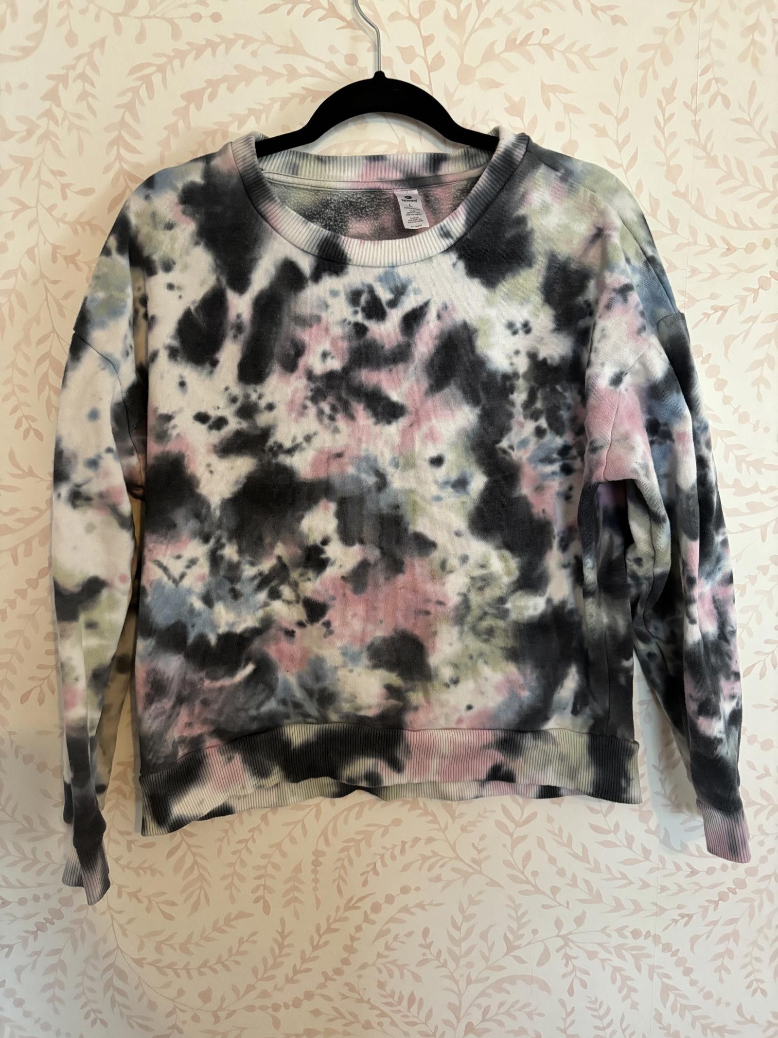 Designer EUC Nordstrom Trendy Tie-Dye Crew Neck Sweatshirt - Size L Size L / US 10 / IT 46 - 1 Thumbnail