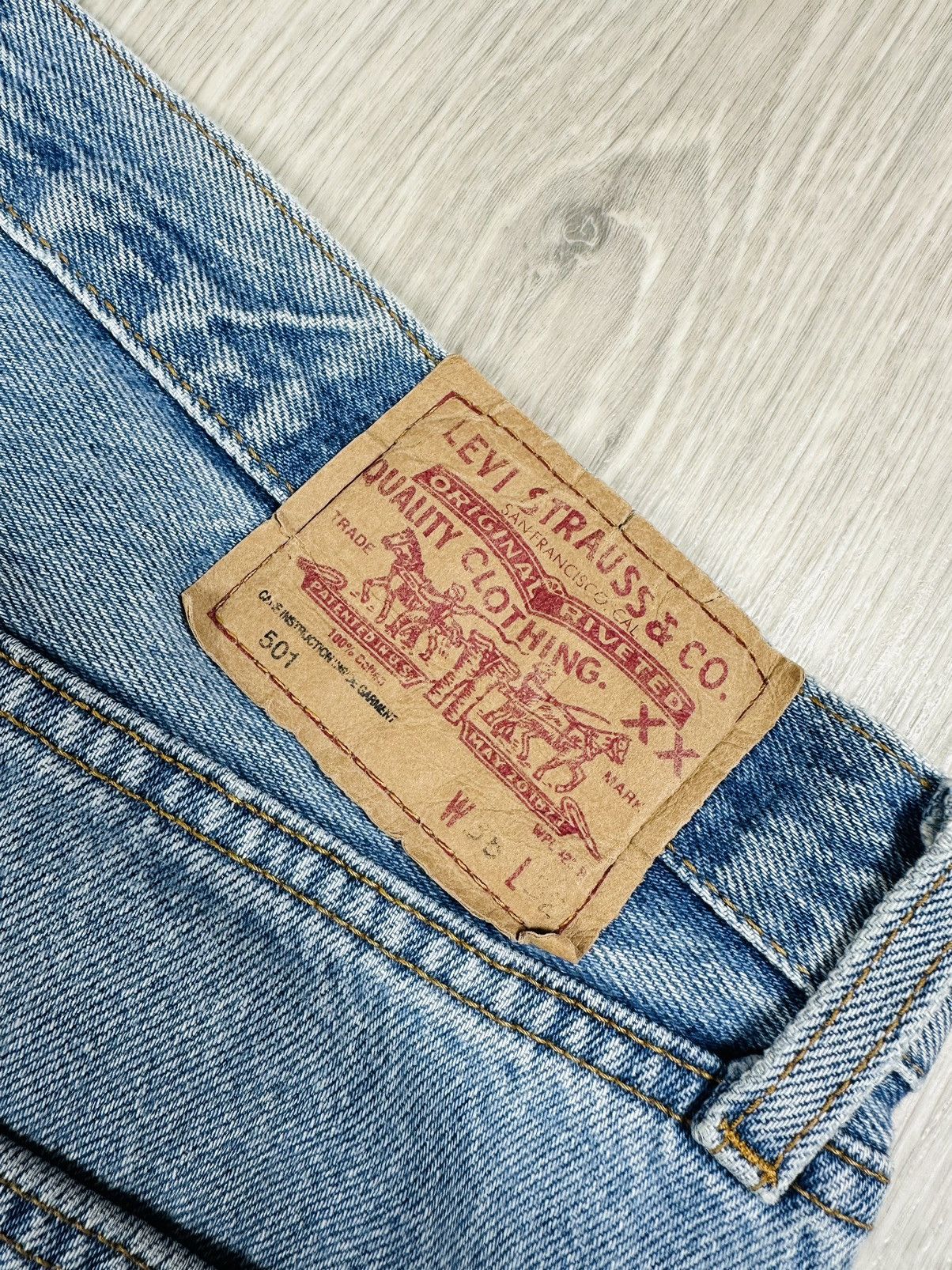 Levi's Vintage 90s Levi’s 501 Denim Jeans 38x32 Made in UK Size US 38 / EU 54 - 4 Thumbnail