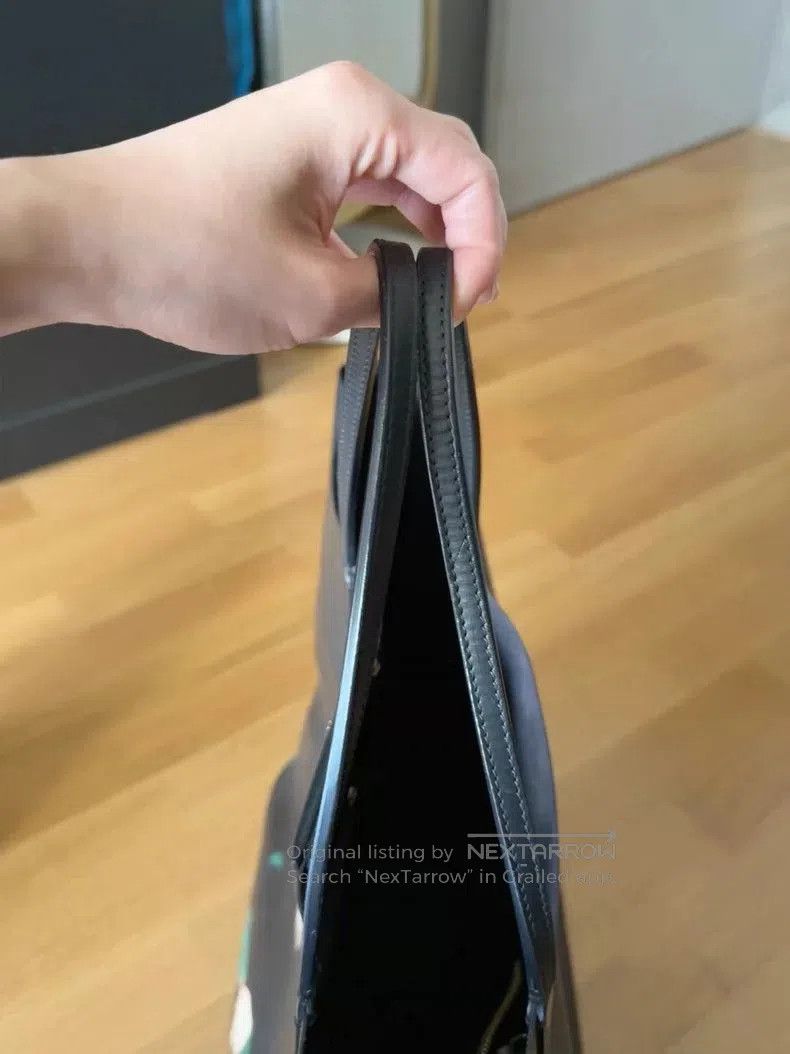 Givenchy Givenchy Oversized Shopping Tote Bag . Size ONE SIZE - 4 Thumbnail