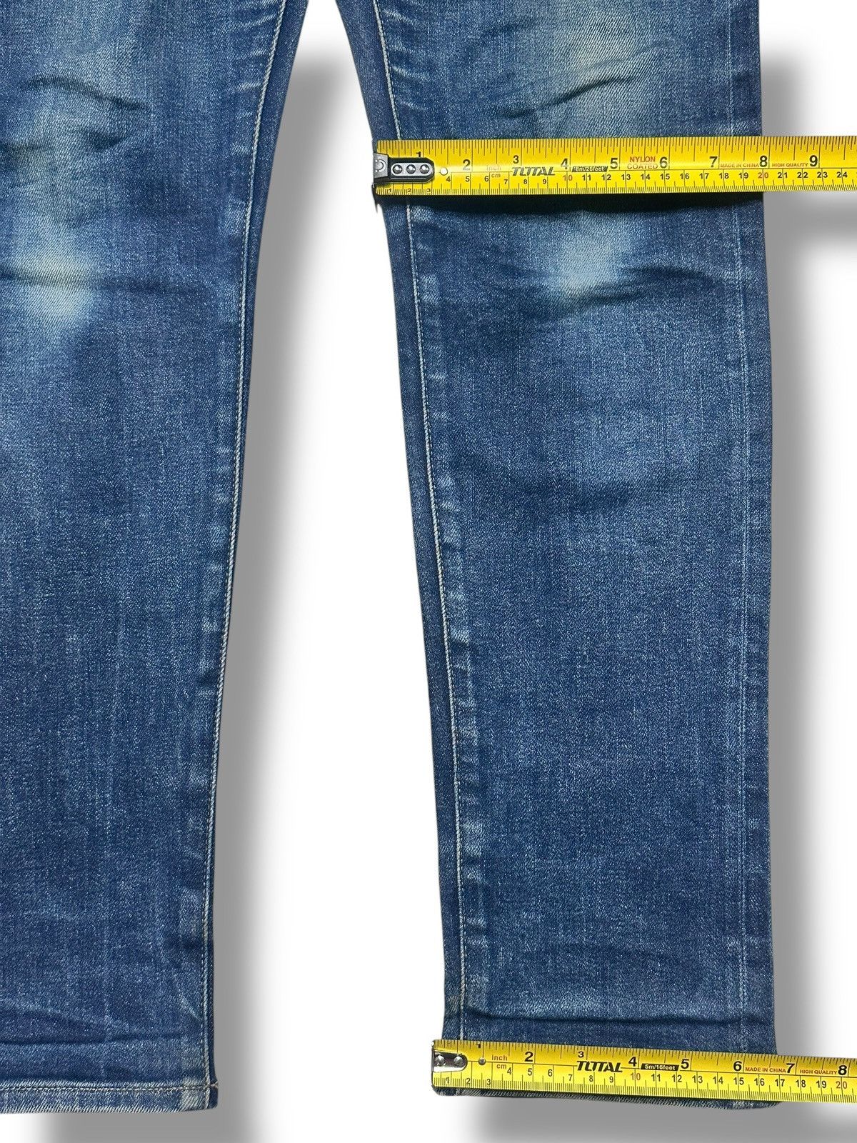 Uniqlo UNIQLO Selvedge Denim Kaihara Jeans SlimFit Style Faded Wash Size US 35 - 22 Thumbnail