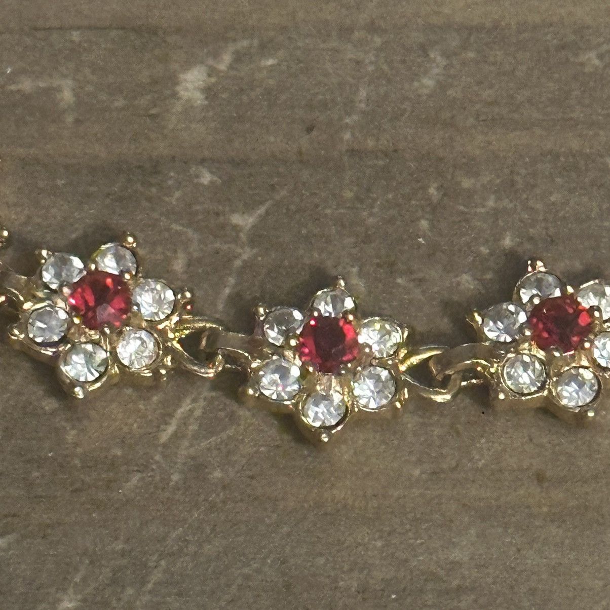 Vintage Vintage rhinestone flower link chain bracelet Size ONE SIZE - 5 Thumbnail