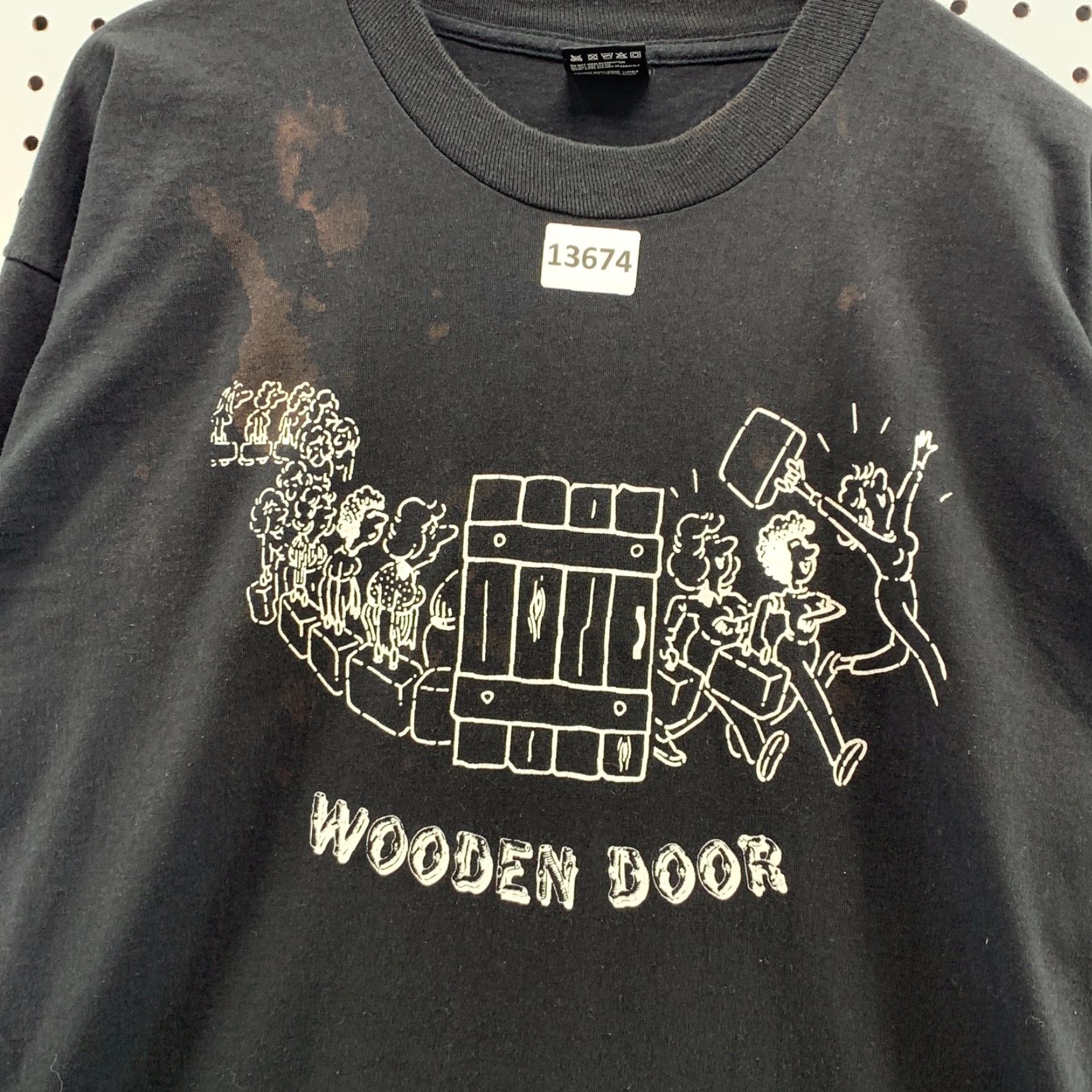 Fruit Of The Loom VINTAGE 90s Fruit of the Loom Shirt Mens 2XL Black Graphic Print Cotton Short Sleeve Crew Neck USA 90s Funny Hipster Door Wood Size US XXL / EU 58 / 5 - 7 Thumbnail