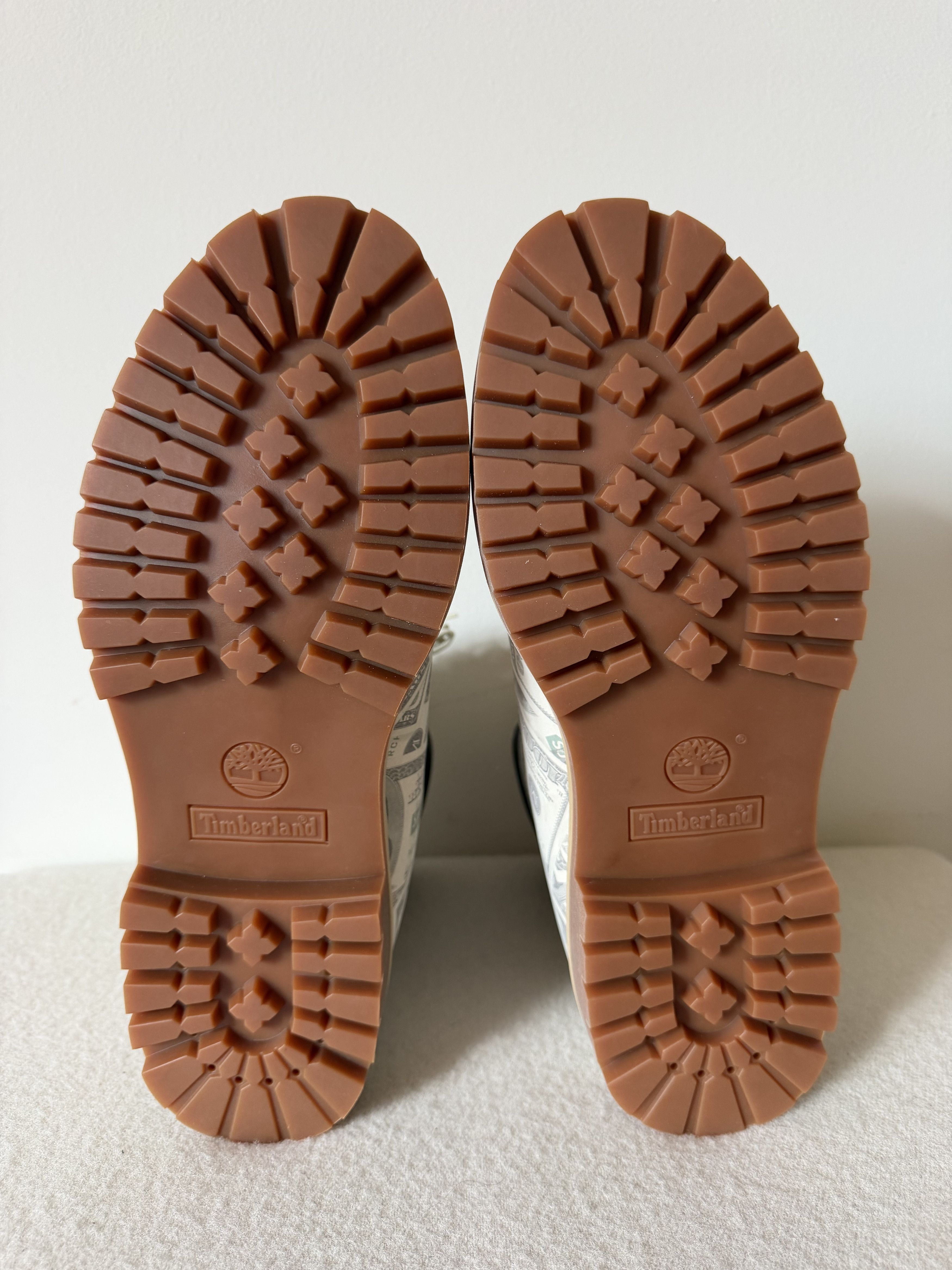Supreme × Timberland Supreme MM6 Maison Marigela Timberland 6" Boots Money Size US 11 / EU 44 - 6 Thumbnail
