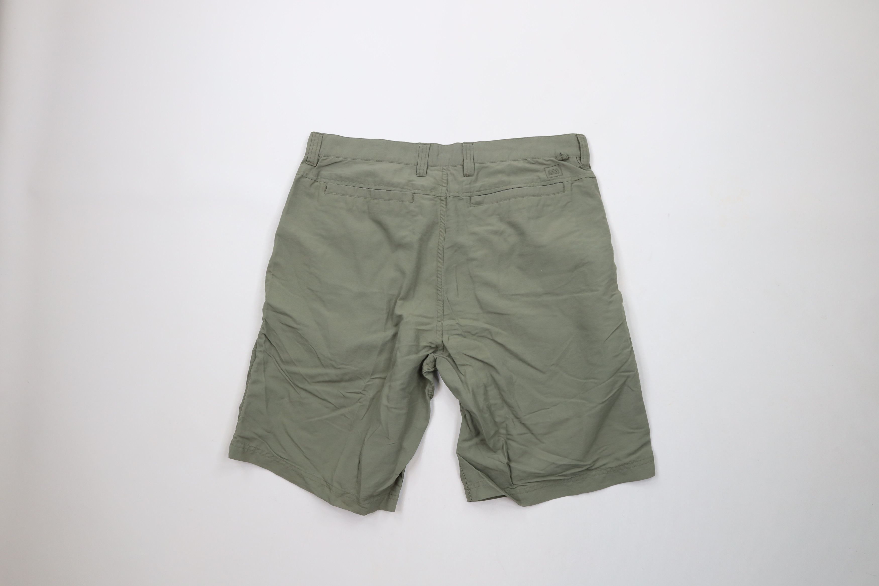 Rei × Vintage Vintage REI Faded Outdoor Hiking Trail Shorts Moss Green Size US 34 / EU 50 - 9 Thumbnail