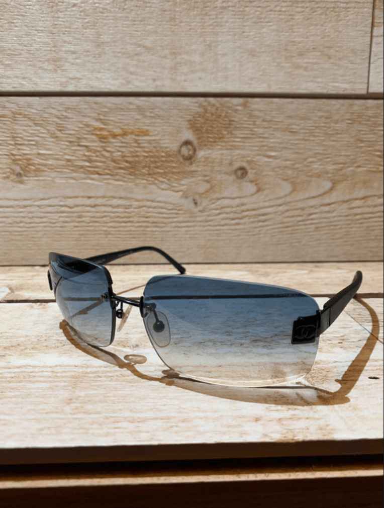 CHANEL SUNGLASSES LOGO CC 4017 Vintage Iconic