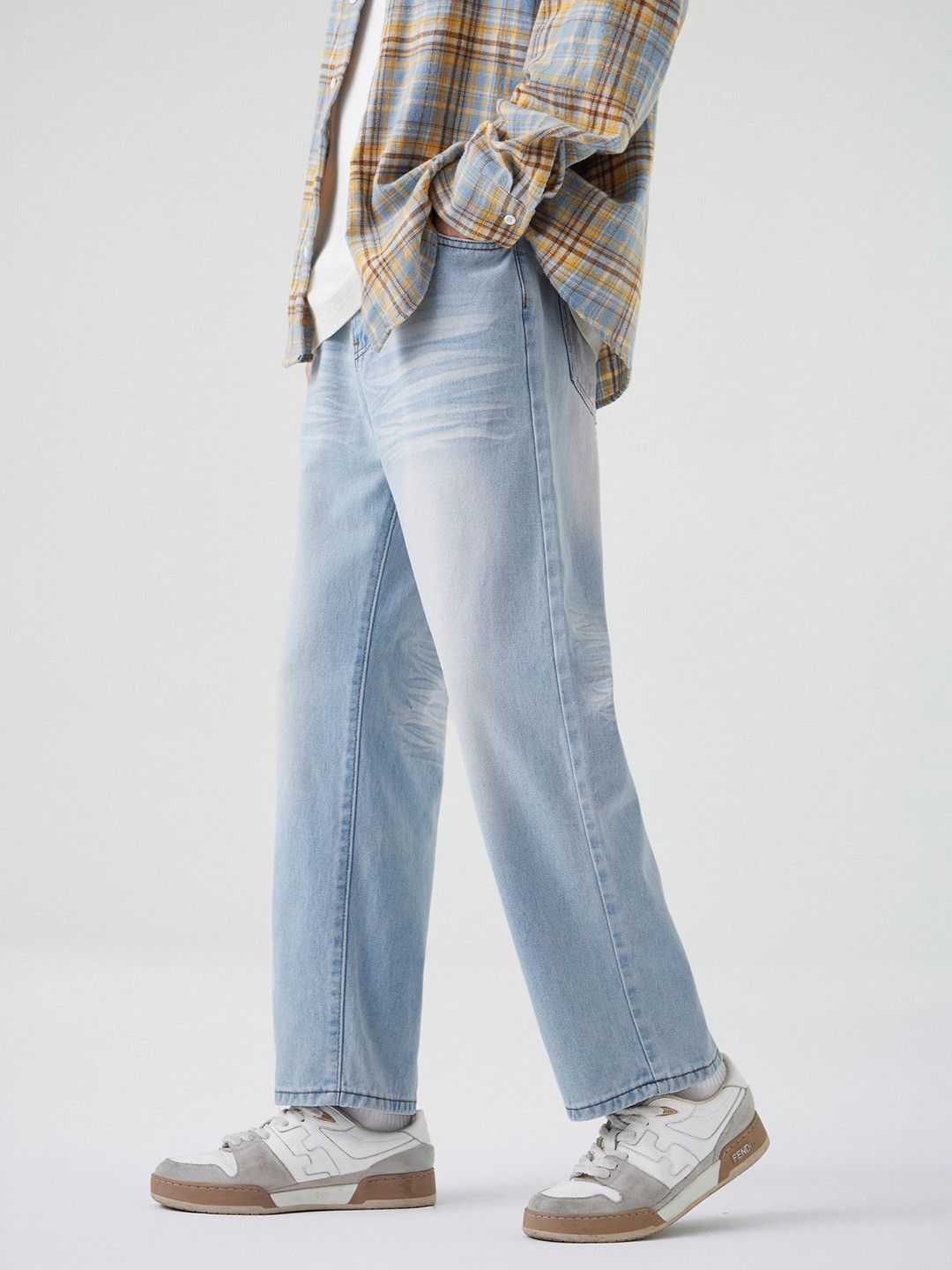 Jean Men's retro Cleanfit whiskered light-colored jeans Size US 32 / EU 48 - 2 Thumbnail