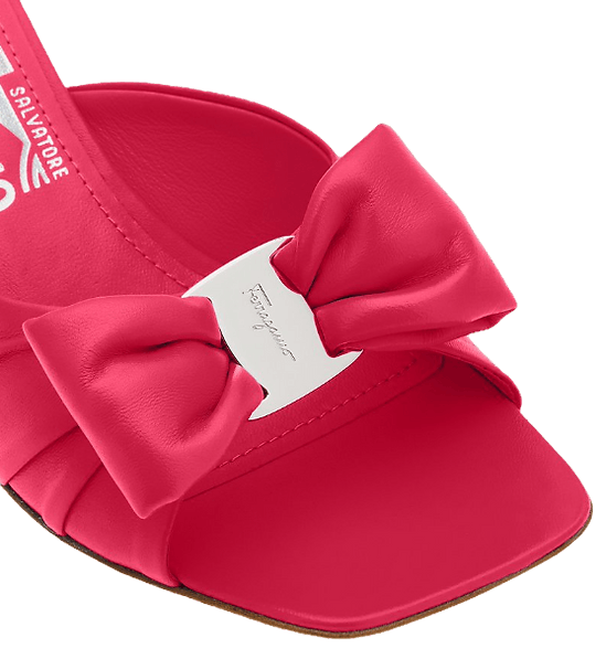 Salvatore Ferragamo o1s1rm0924 Vara Bow Slide in Fuchsia Size US 9.5 / IT 39.5 - 4 Thumbnail