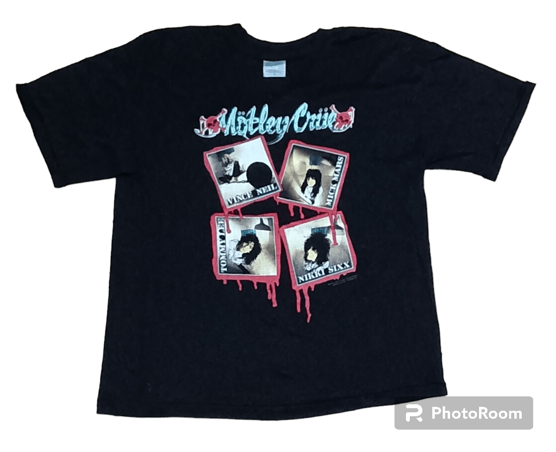 image of Archival Clothing x Band Tees Vintage 1989 Mötley Crue Kick Start My Heart Shirt in Black (Size XL)