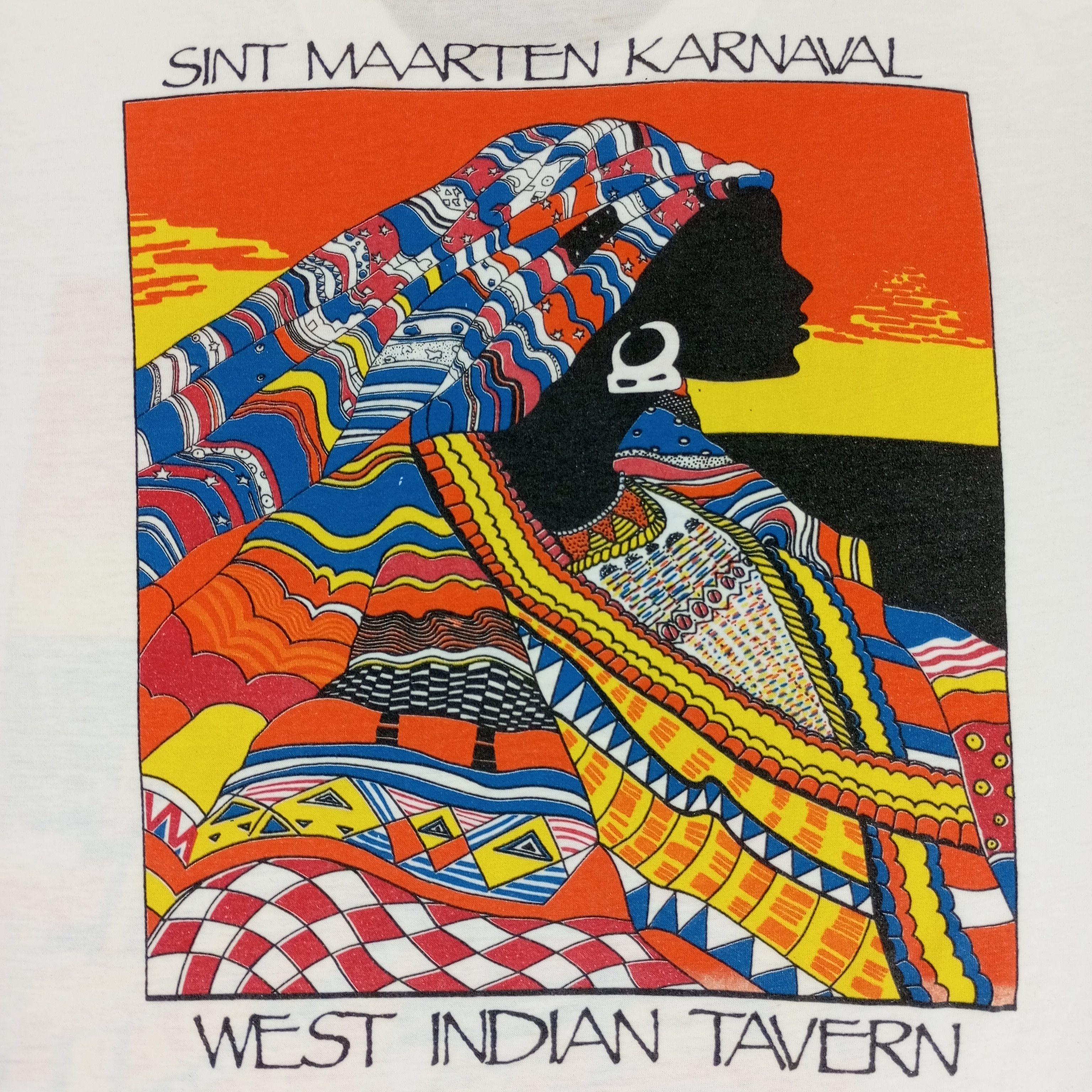 Vintage Guavaberry Sint Maarten Art Design Streetwear Style Tshirt Size US L / EU 52-54 / 3 - 4 Thumbnail