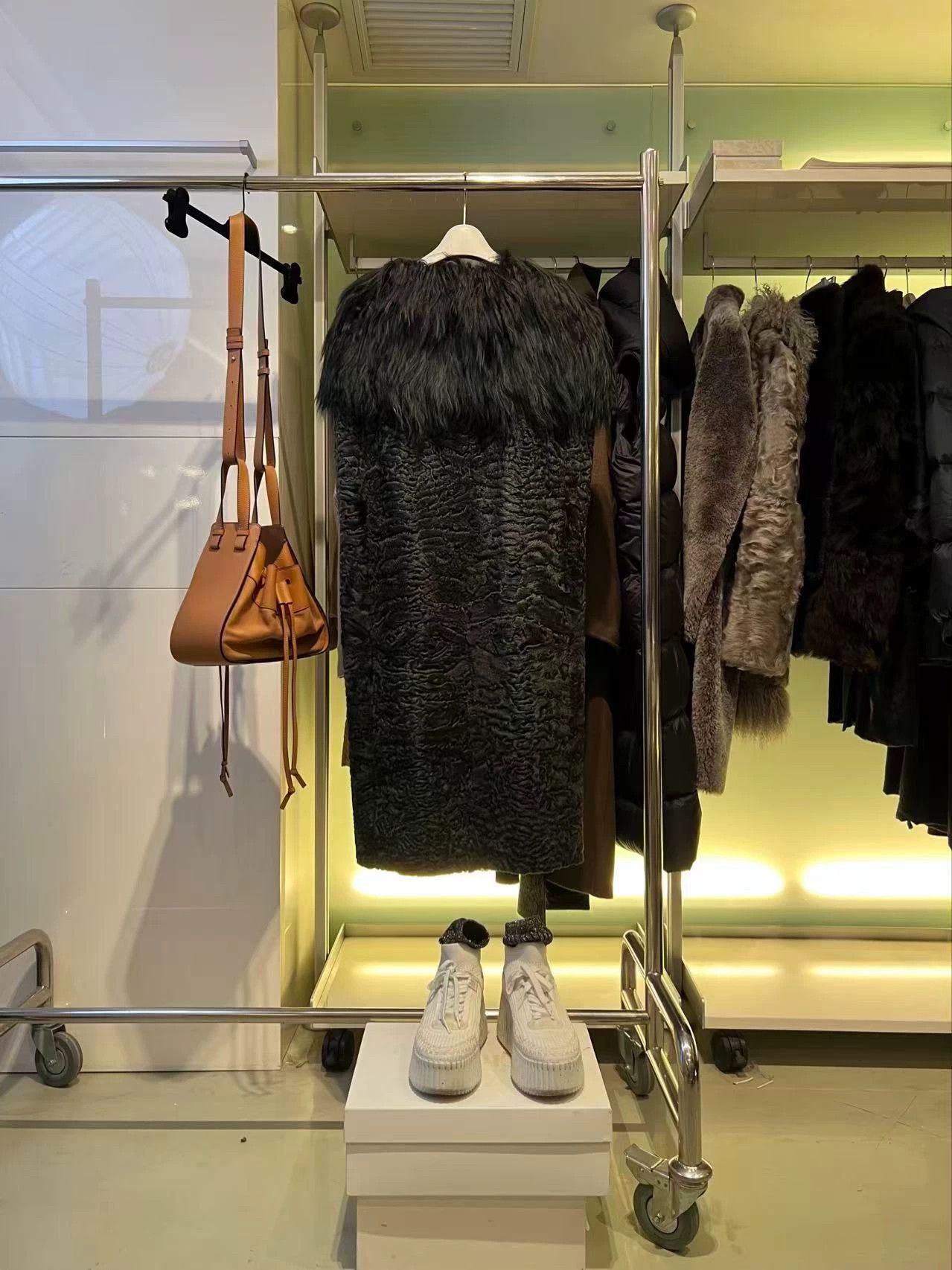 Marni Marni Belted Fur Coat Women's Size 36 New Size XS / US 0-2 / IT 36-38 - 4 Thumbnail