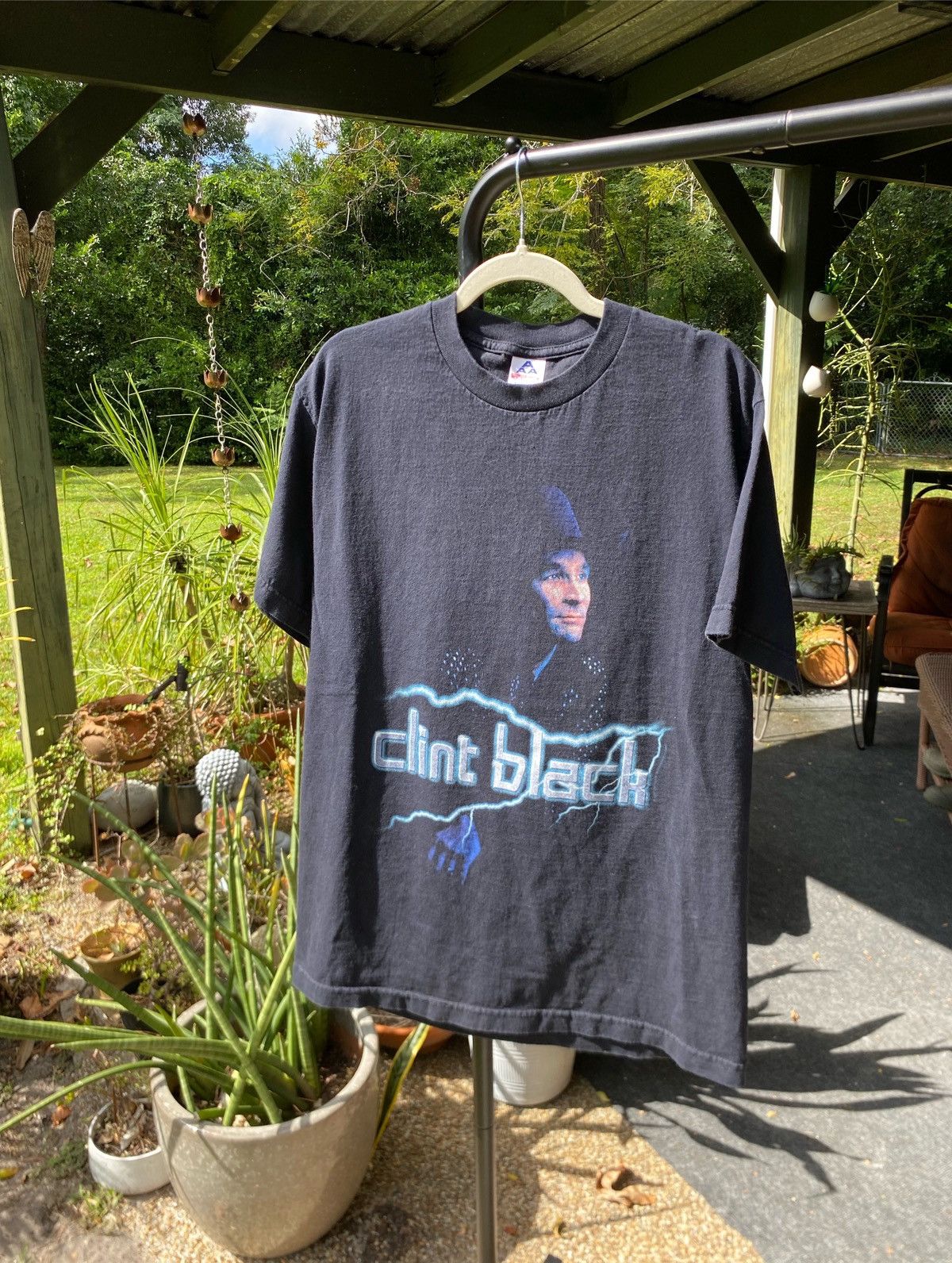 Other Vintage 2000 Black Clint Black Electrified Graphic Tee Large Size US L / EU 52-54 / 3 - 2 Thumbnail