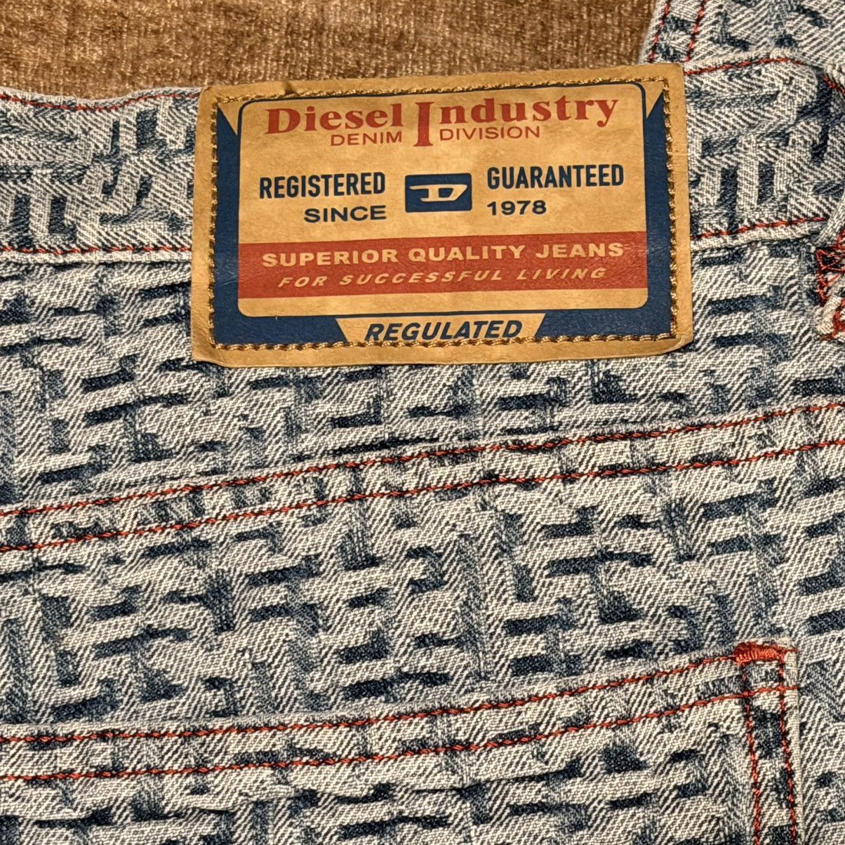 Diesel Diesel 1995 Monogram Jeans Glenn Martens Slim Straight Size US 33 - 9 Thumbnail