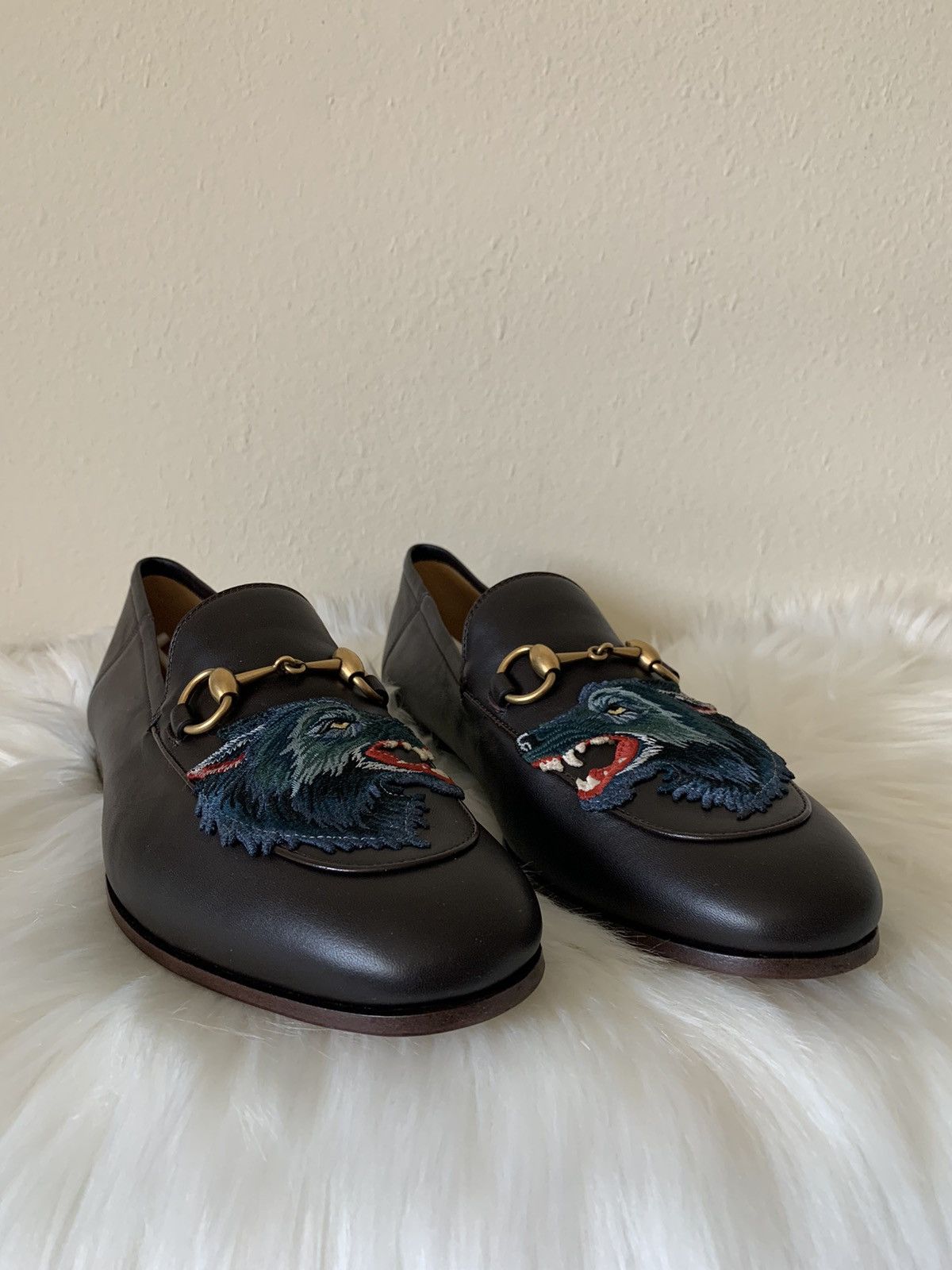 Gucci Gucci men's loafers with wolf appliqué Size US 7.5 / EU 40-41 - 2 Thumbnail