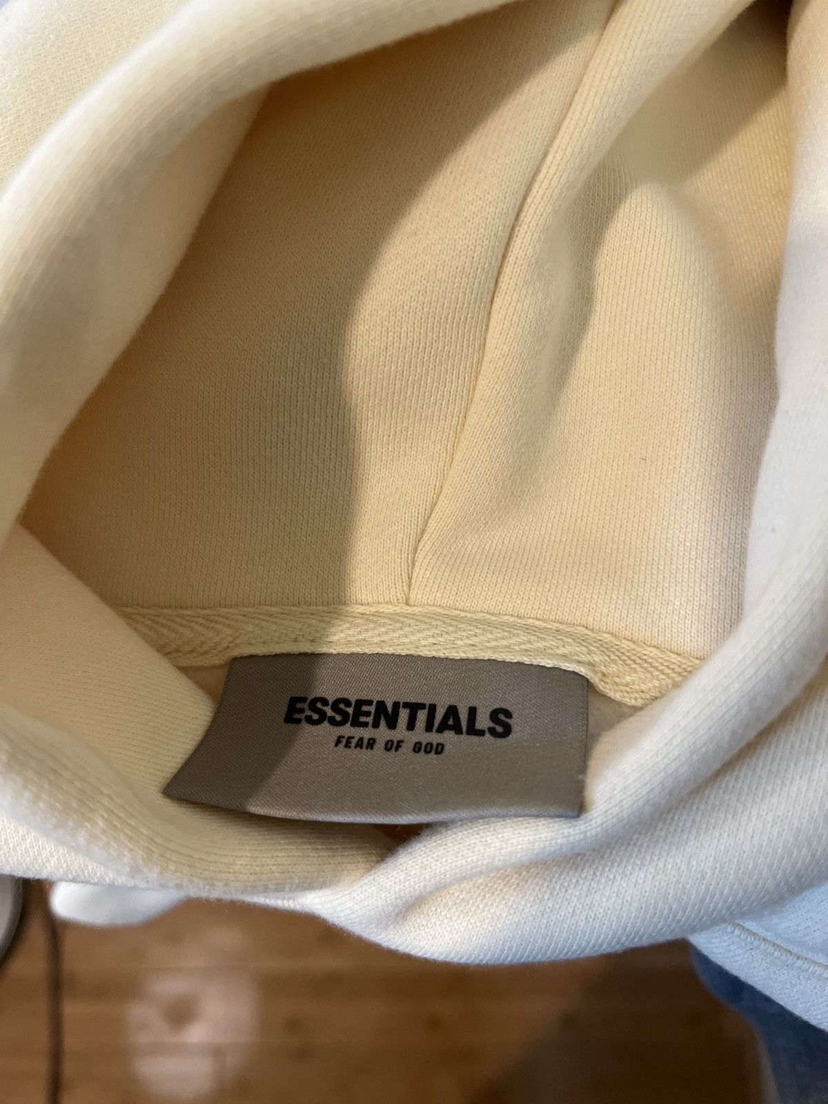 Essentials Fear of God Essentials Hoodie ‘Buttercream’ Size US XS / EU 42 / 0 - 8 Thumbnail