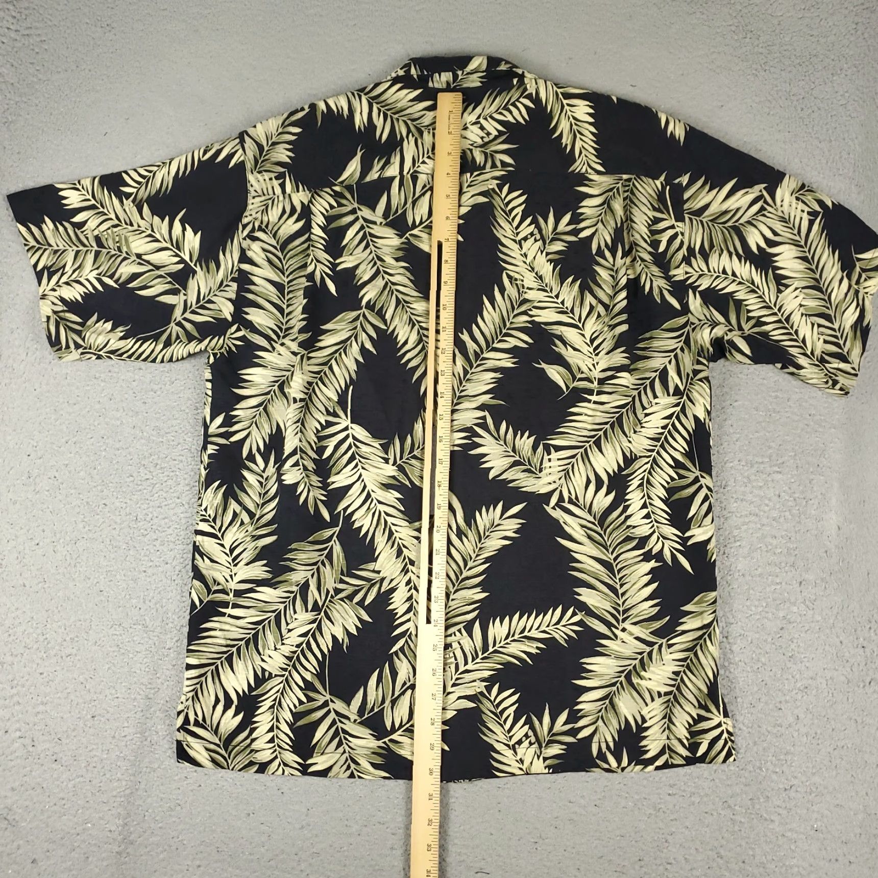 Tommy Bahama Tommy Bahama Shirt Mens Medium Black Silk Hawaiian Button Up Size US M / EU 48-50 / 2 - 3 Thumbnail