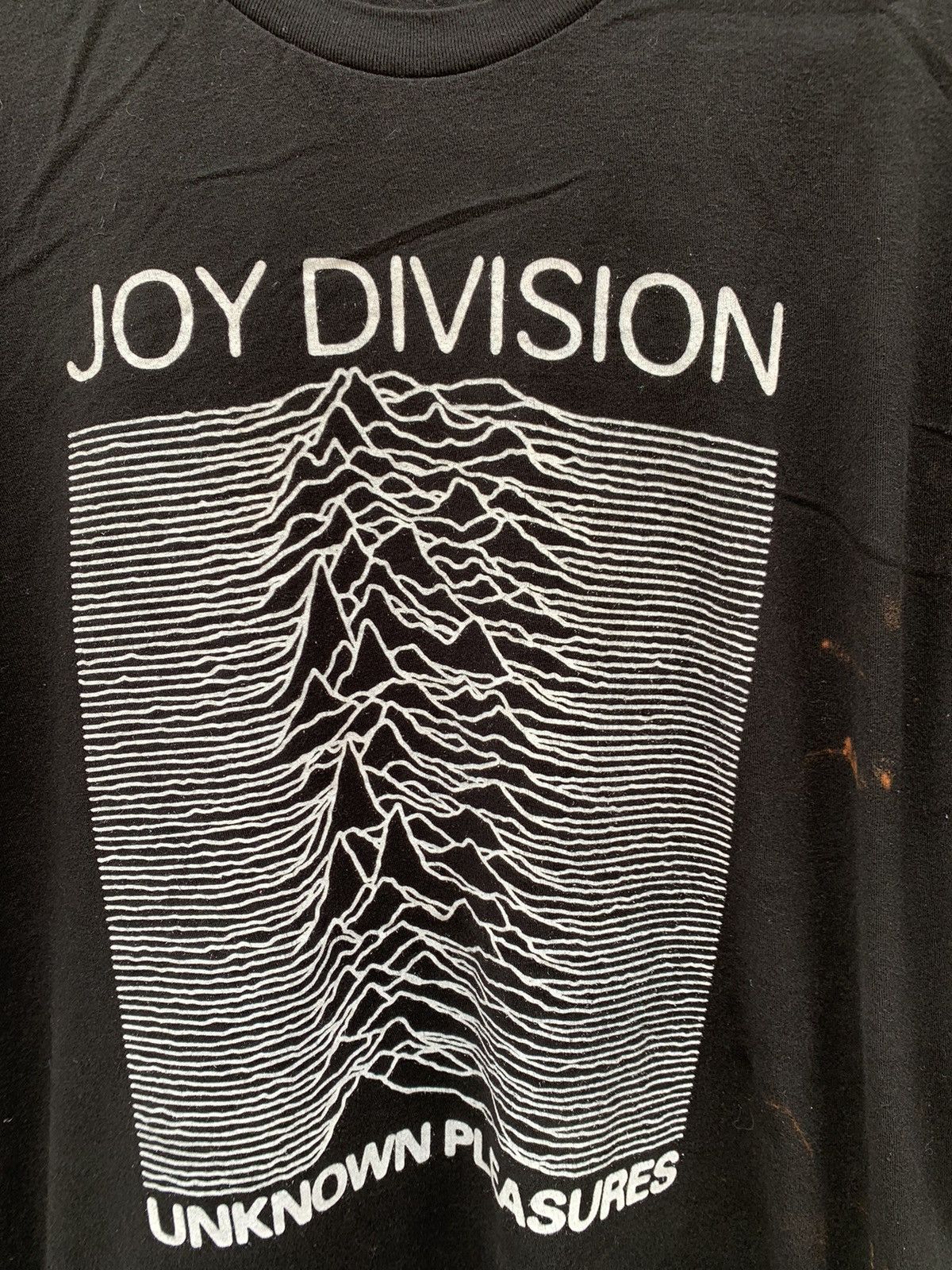 Band Tees THRASHED FADED Joy Division Unknown Pleasures Album Tshirt Size US L / EU 52-54 / 3 - 3 Thumbnail