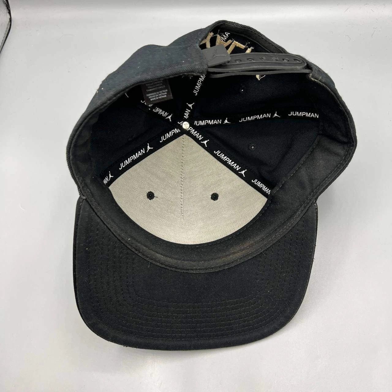 Jordan Brand Air Jordan Loyalty Hat Men Black Embroidered Snap Back Cap Size ONE SIZE - 7 Thumbnail