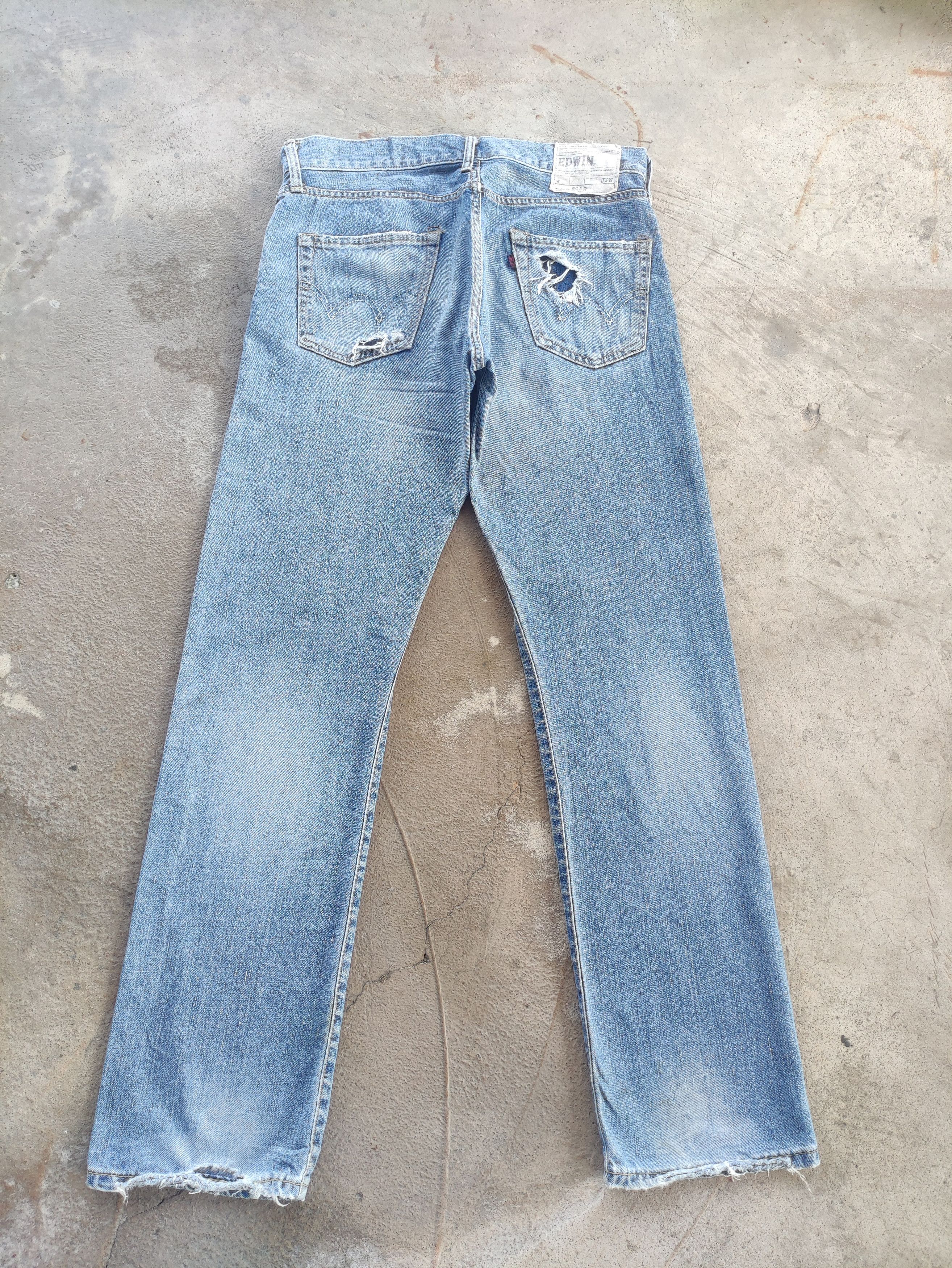 Edwin Vintage Edwin 503 Japan Distressed Faded Denim Jean Size US 34 / EU 50 - 10 Thumbnail