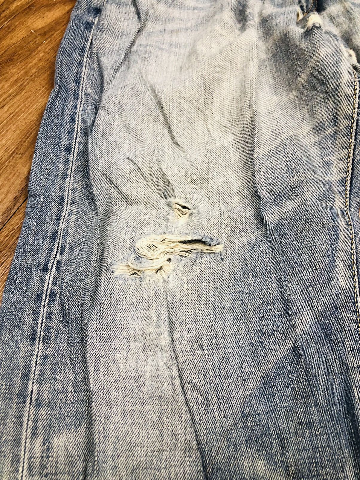 Edwin Edwin Distressed Jeans (37) Size US 33 - 7 Thumbnail