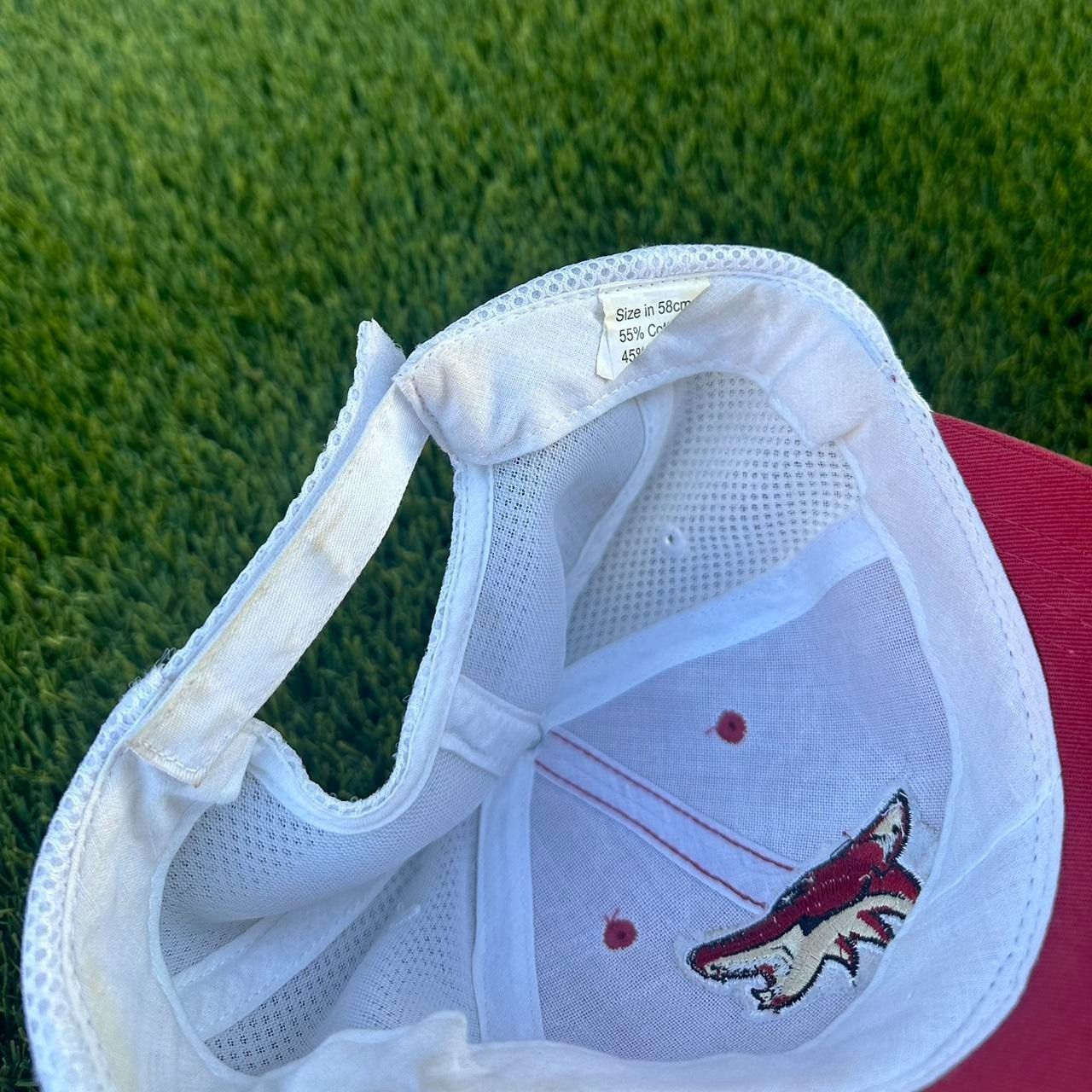 NHL Phoenix Coyotes Howler Hat Size ONE SIZE - 4 Thumbnail