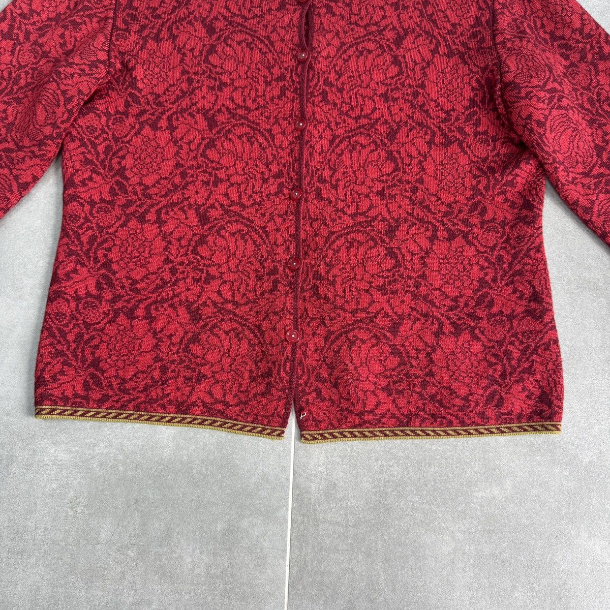 Vintage Vintage Oleana Wool Floral Women Button Cardigan Sweater Size M / US 6-8 / IT 42-44 - 5 Thumbnail