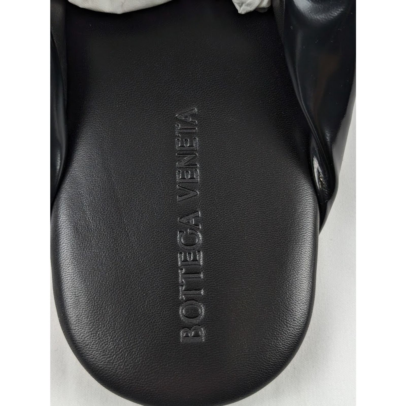 Bottega Veneta o1rshd1 Q:2 / Sandal Leather Latex in Black Size US 8 / EU 41 - 10 Thumbnail