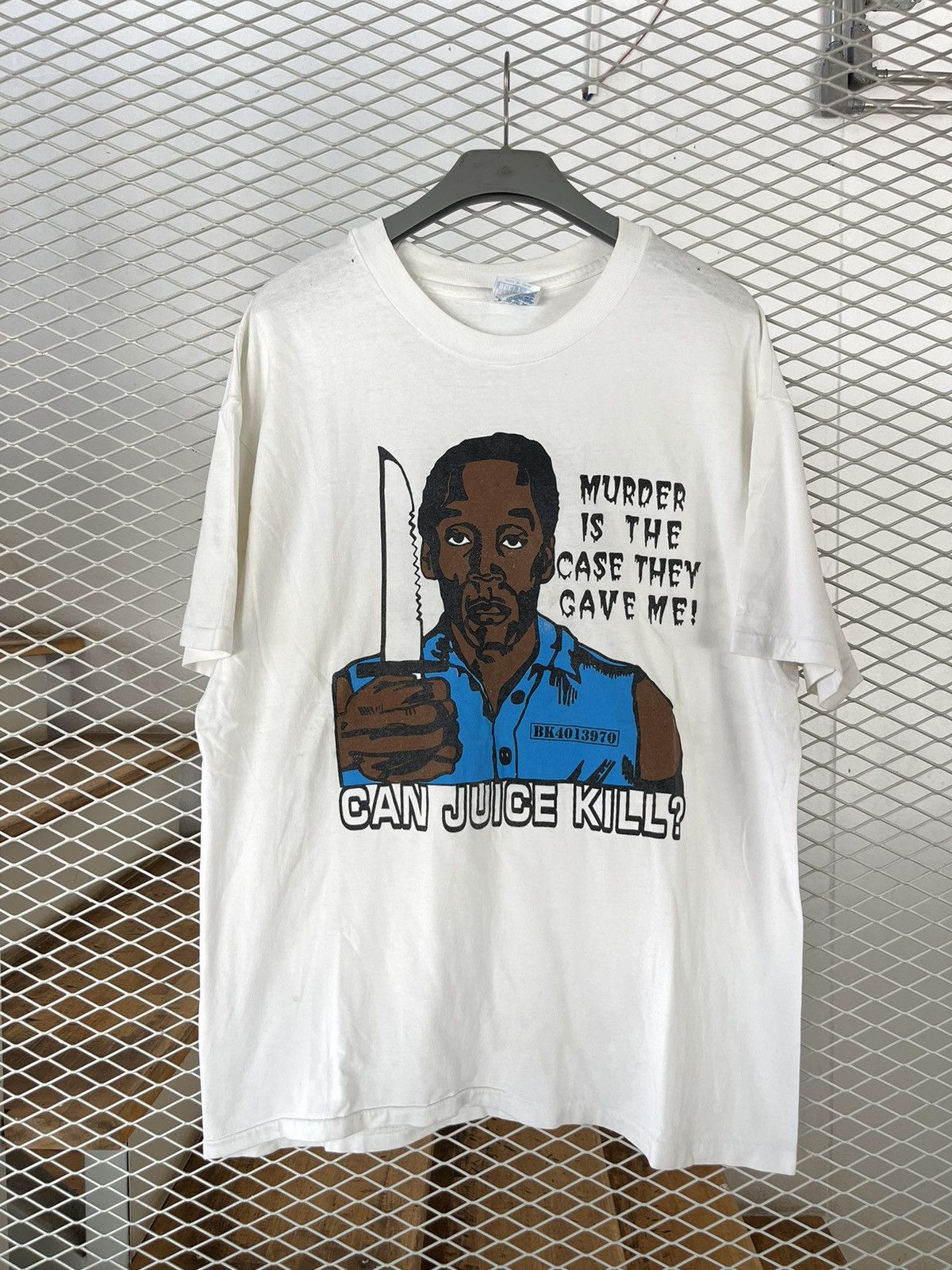 Vintage Vintage O.J. SIMPSON can juice kill ? 90’s T-shirt Size US XL / EU 56 / 4 - 2 Thumbnail
